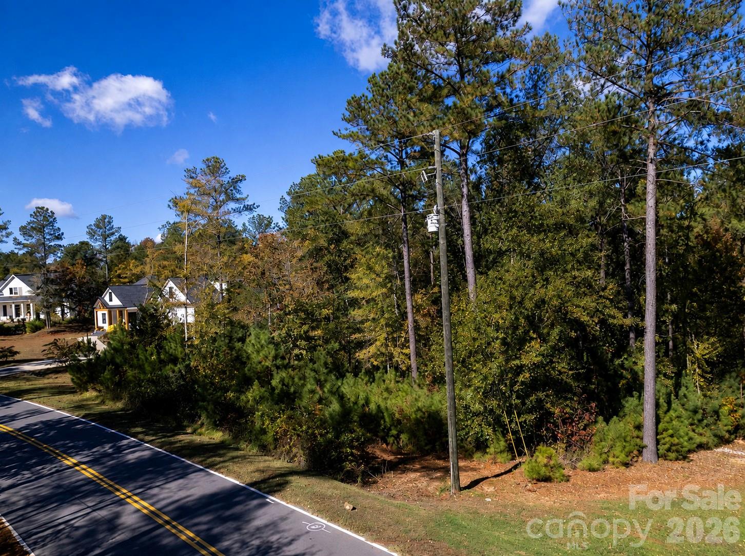 Lot at 1596 Aragon Beach Road, Rock Hill, photo 2 of 3