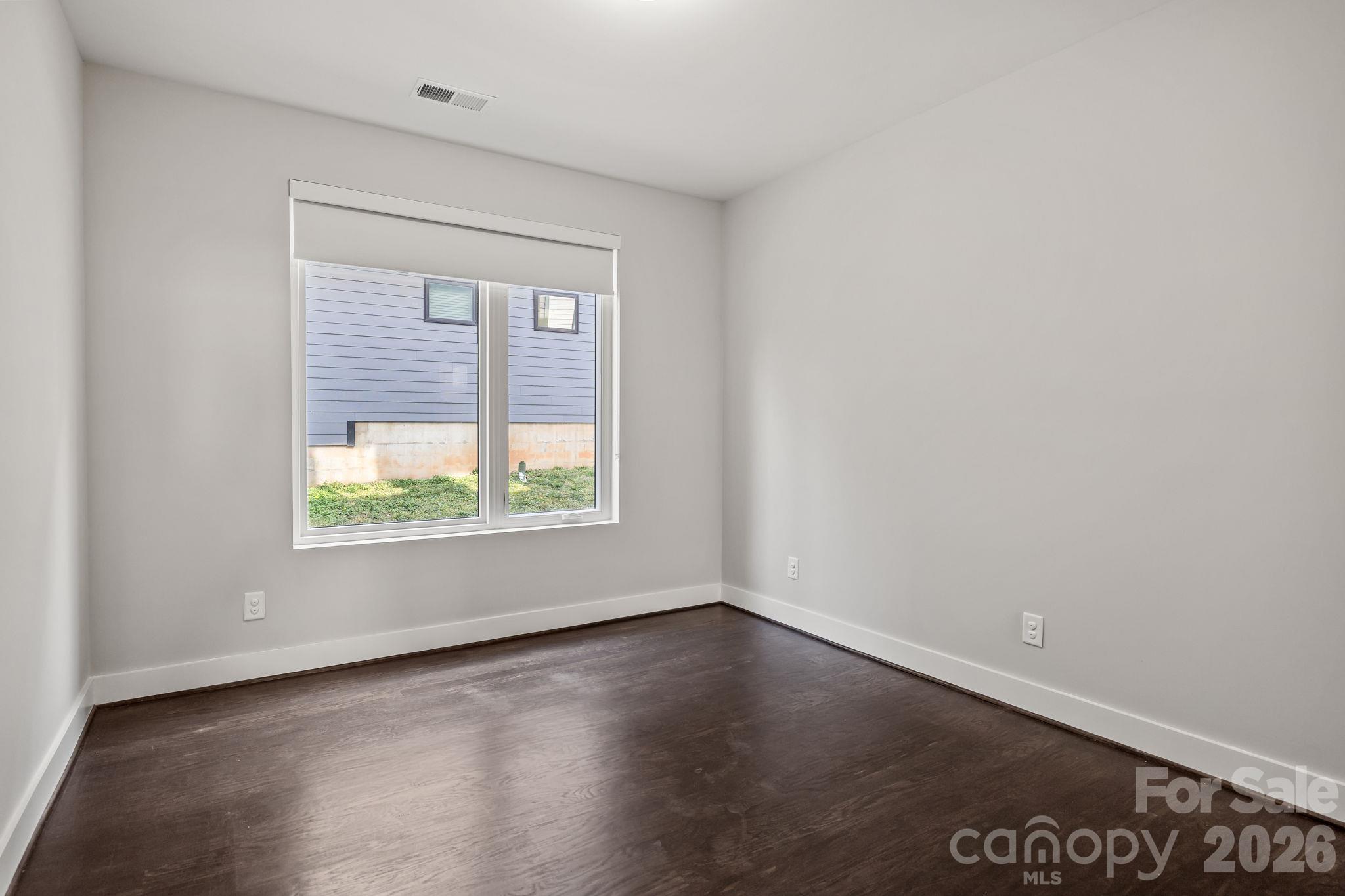 Condominium at 928 Westbrook Drive, Charlotte, photo 30 of 41