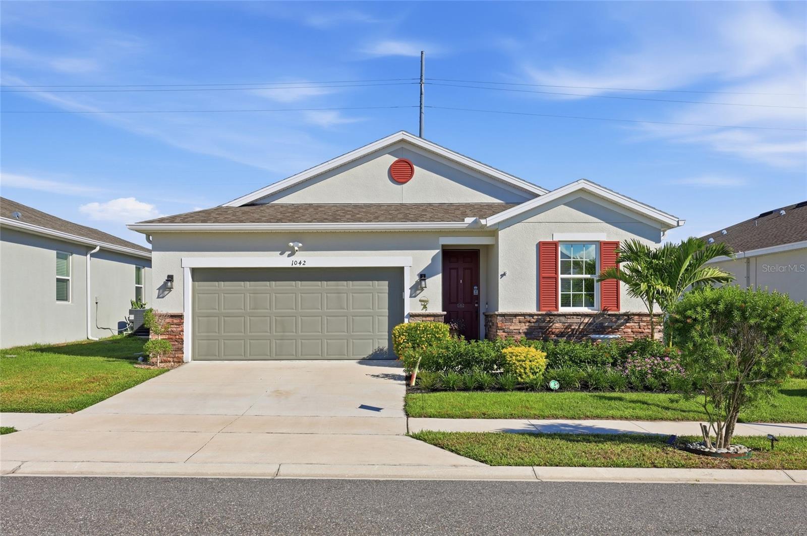 1042 HEIRLOOM DR