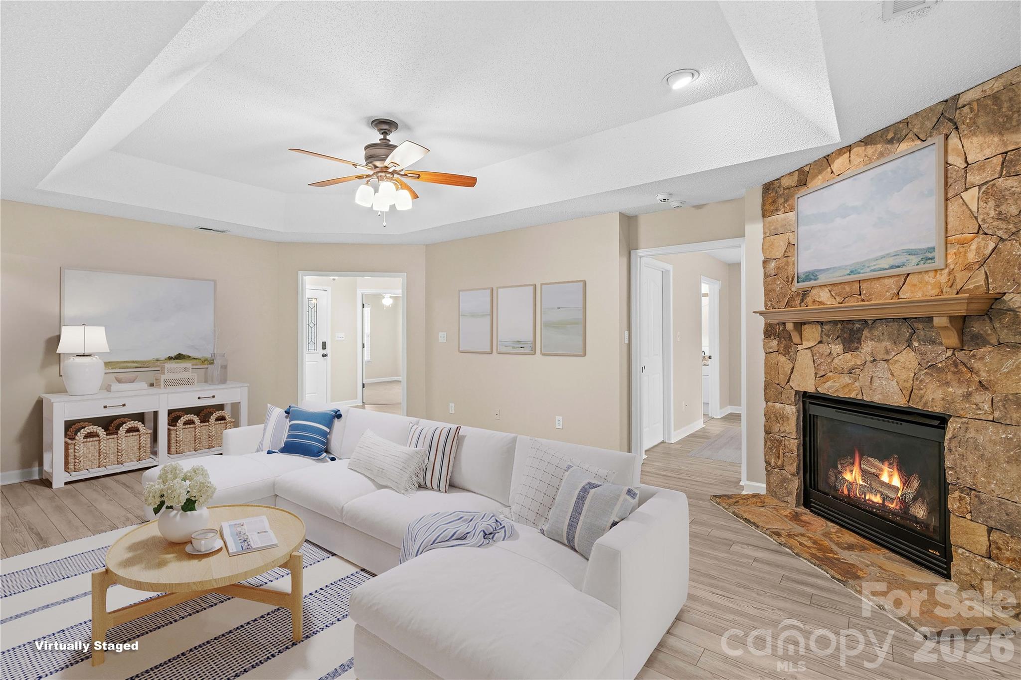 Single Family Residence at 117 Abbotswood Place, Mooresville, photo 8 of 47