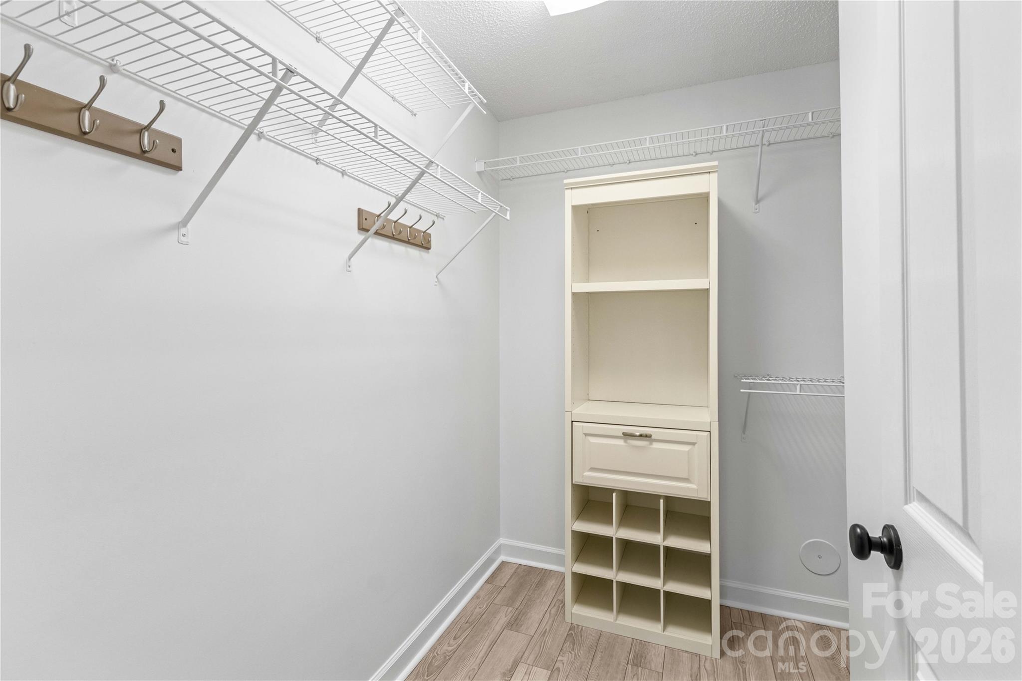 Walk in Closet - 117 Abbotswood Place, Mooresville