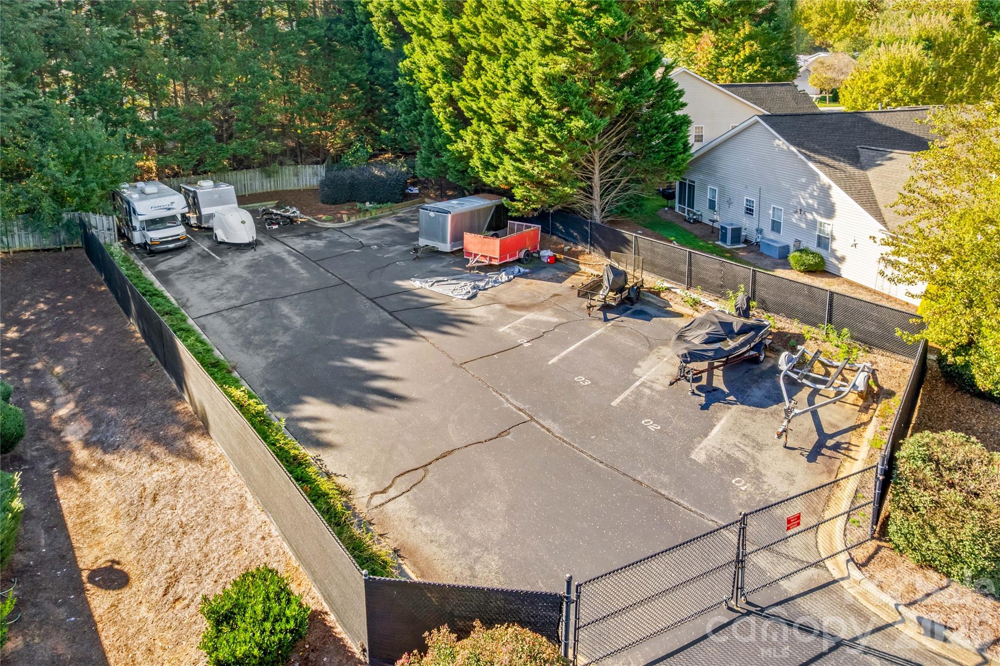 HOA has RV or Boat Storage - 117 Abbotswood Place, Mooresville