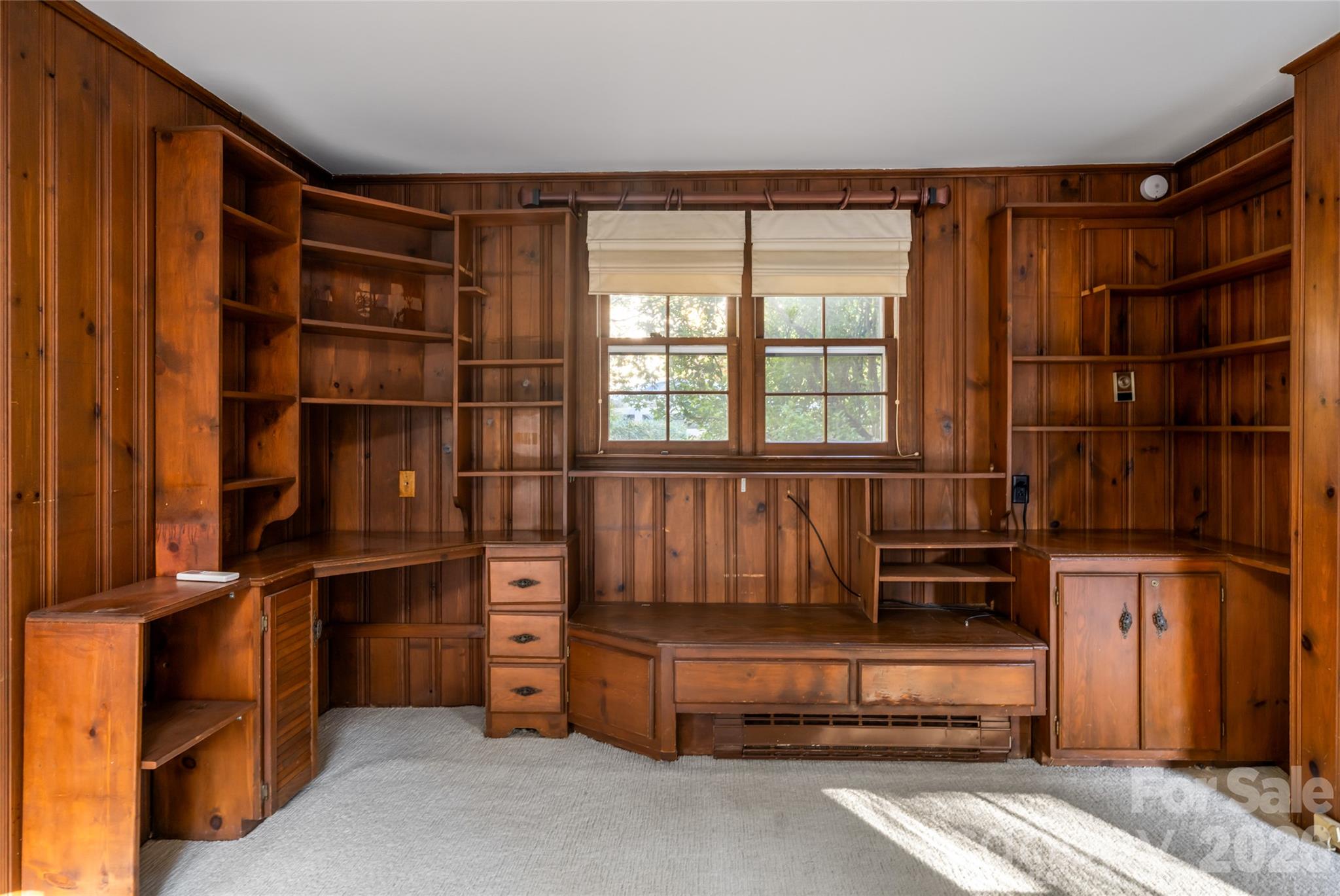 Incredible charm and detail - 25 Blackwood Road, Asheville