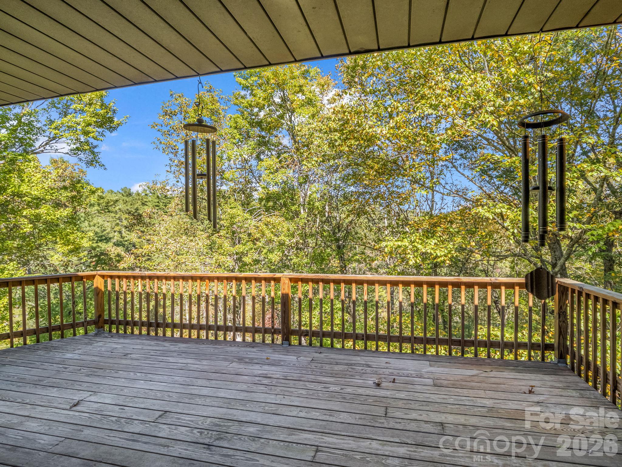 Single Family Residence at 112 Wolf Shoals Road, Hendersonville, photo 16 of 43