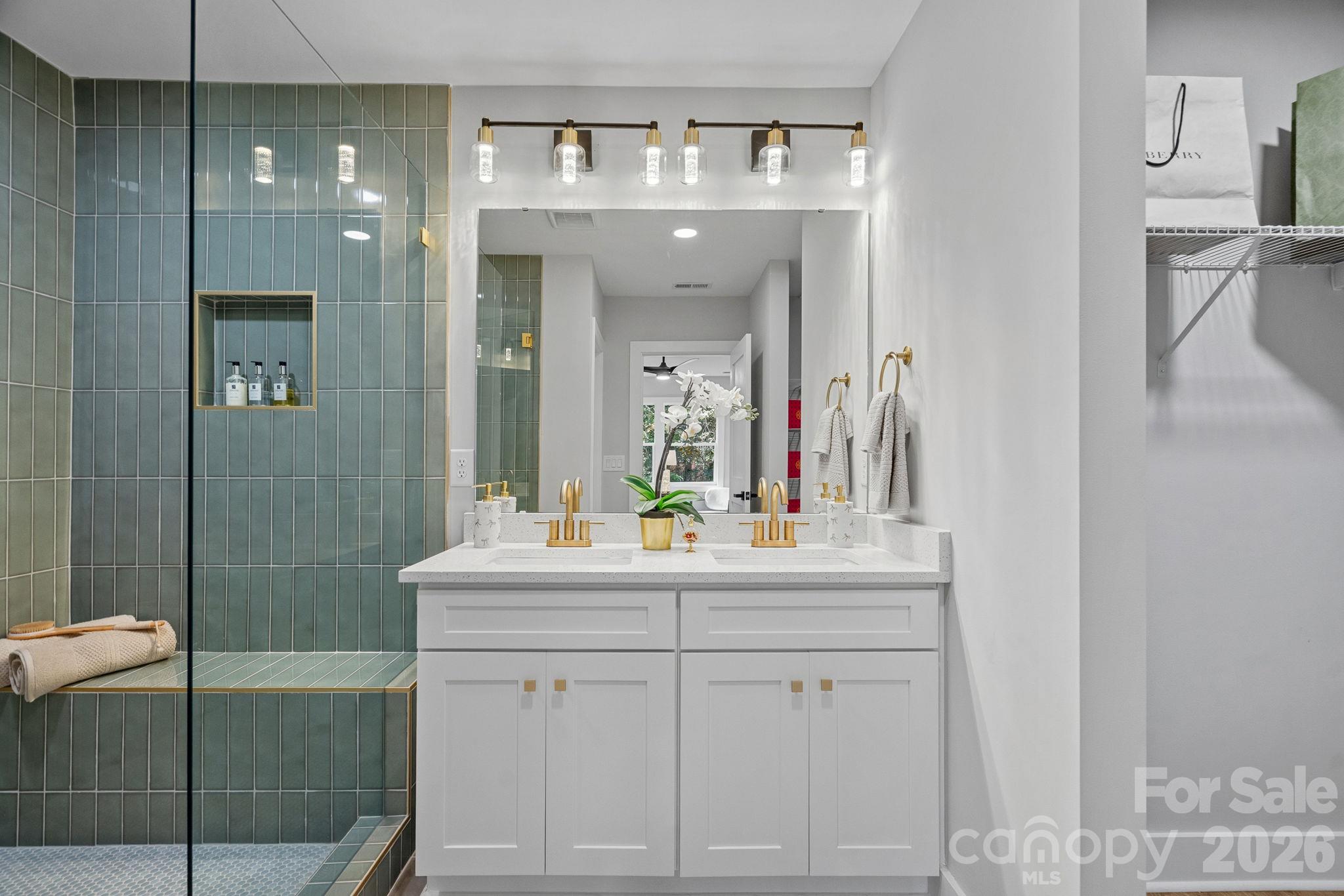 Primary Bathroom - 1949 Garibaldi Avenue, Charlotte