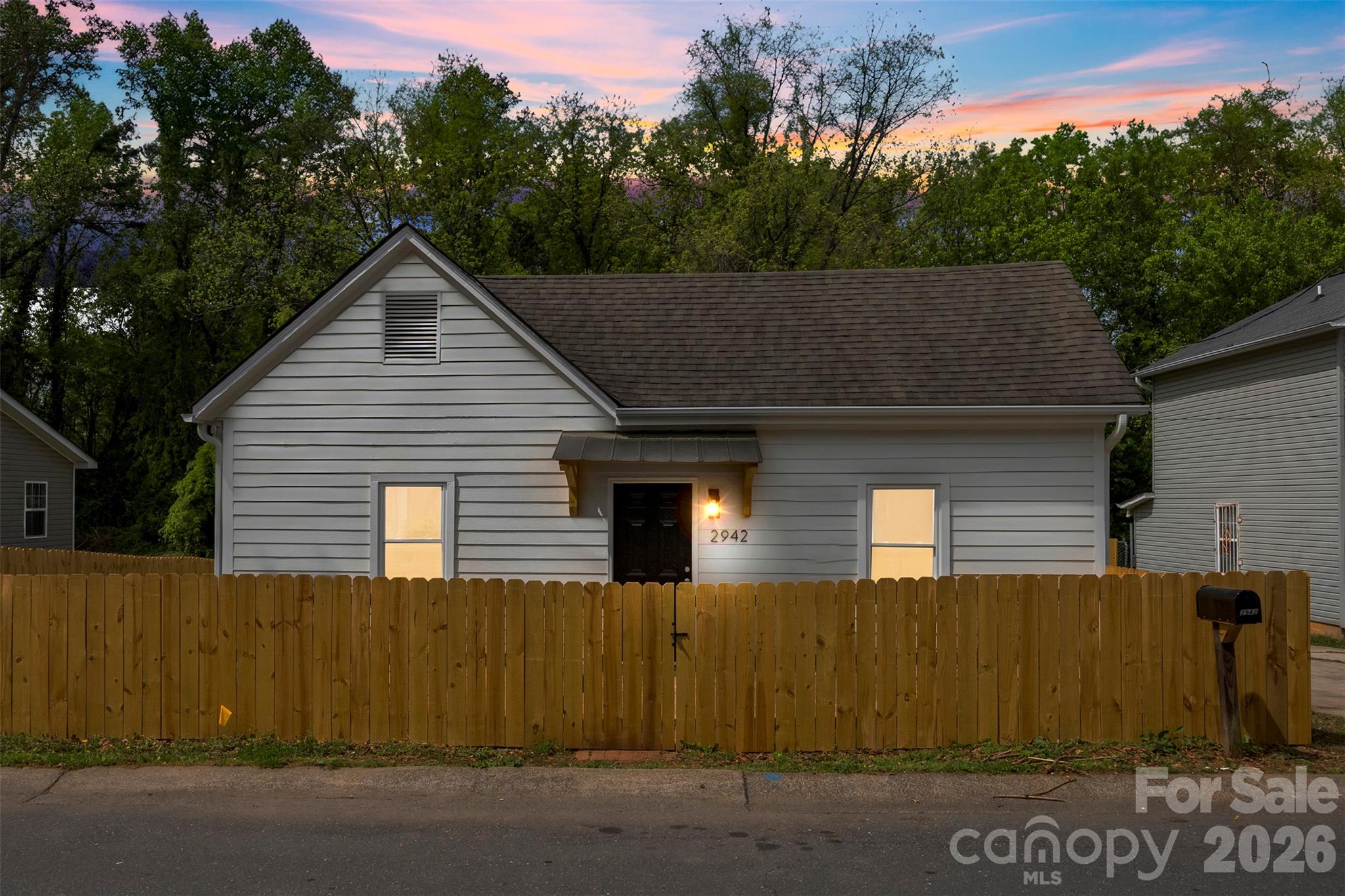 Welcome home! - 2942 Reid Avenue, Charlotte