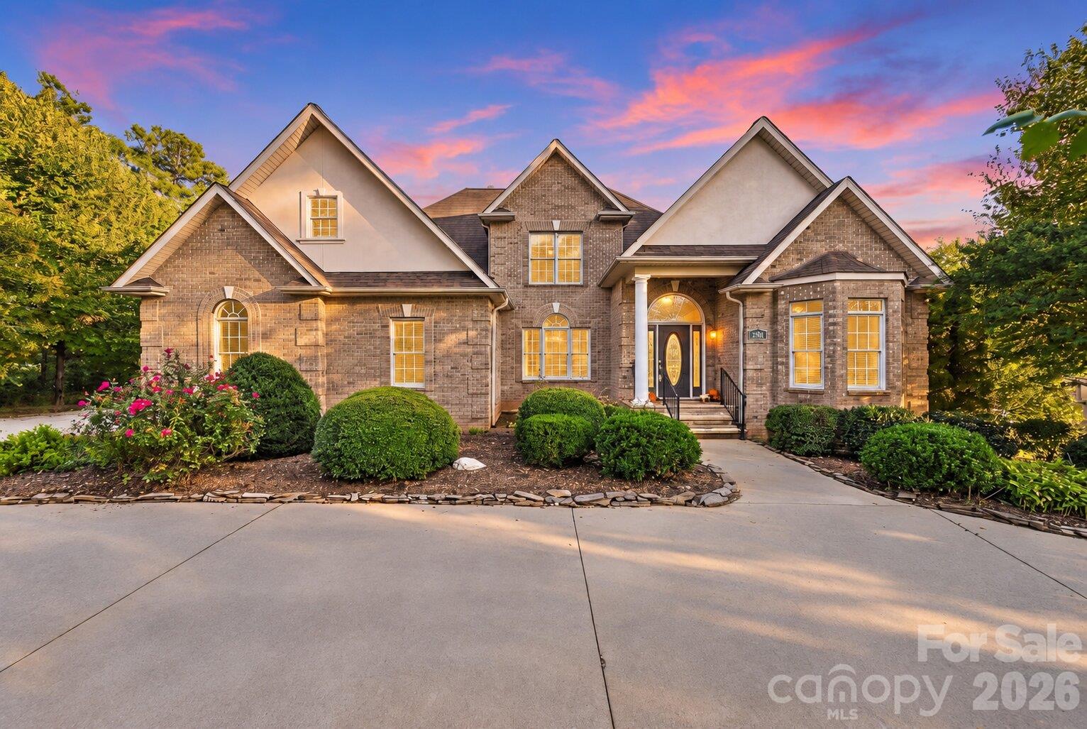 2301 Willow Creek Drive