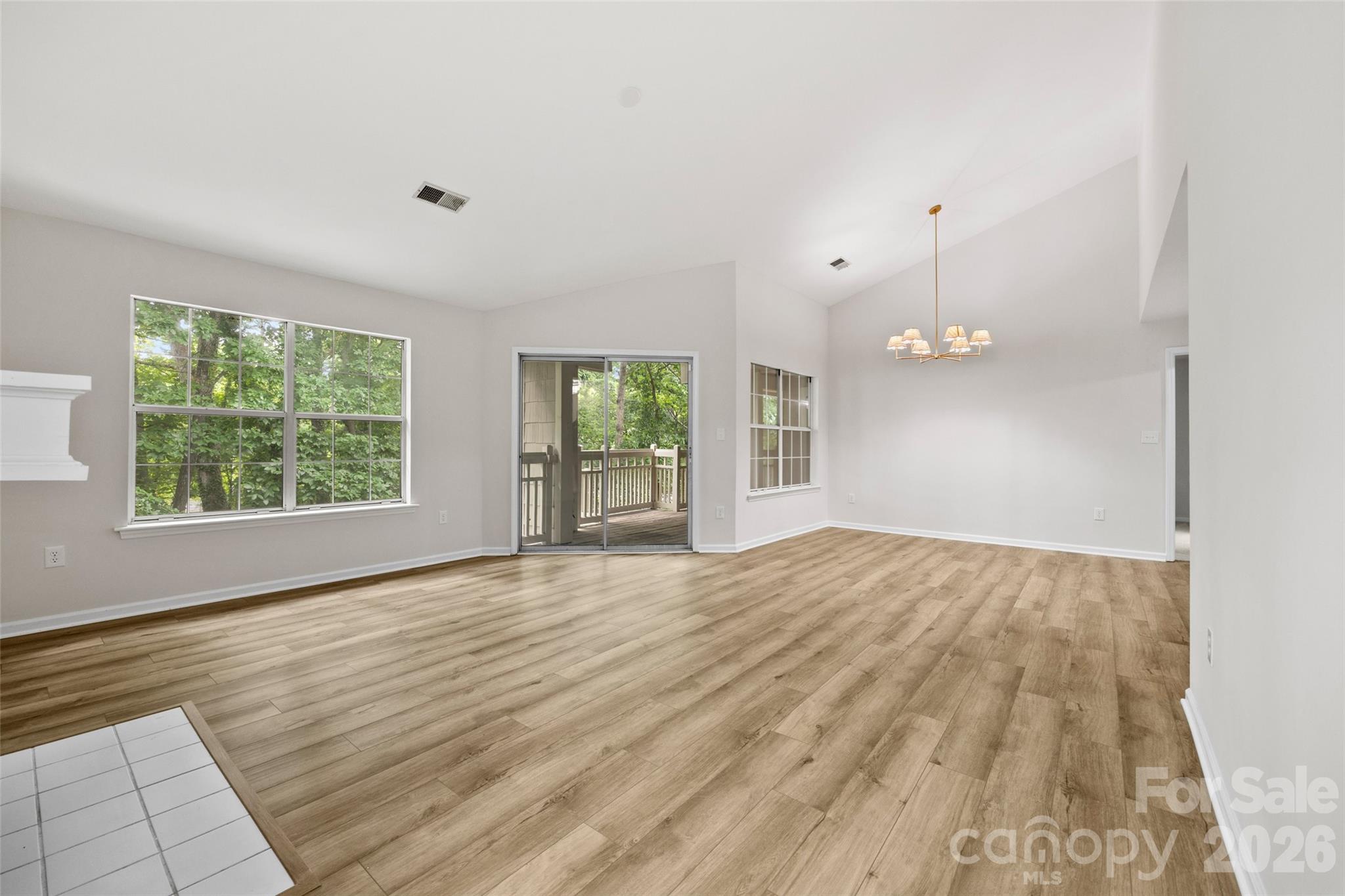 Condominium at 5013 Sharon Road, Charlotte, photo 5 of 37