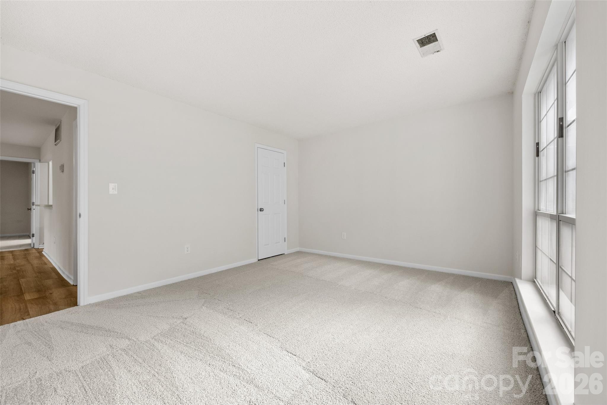 Condominium at 5013 Sharon Road, Charlotte, photo 16 of 37