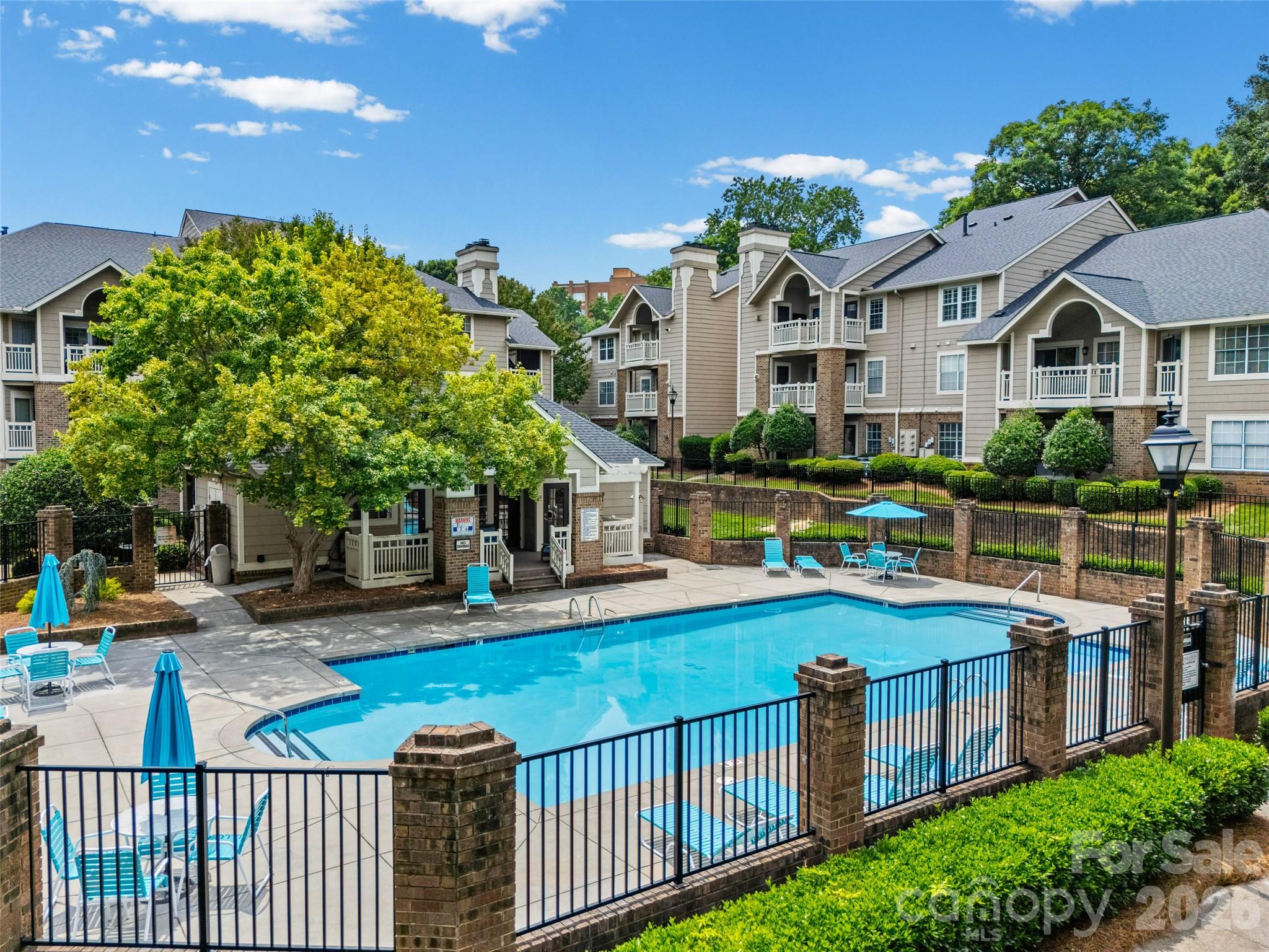 Condominium at 5013 Sharon Road, Charlotte, photo 34 of 37