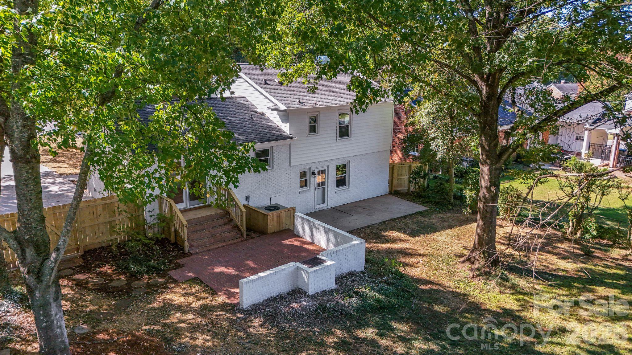 Single Family Residence at 4315 Chandworth Road, Charlotte, photo 47 of 48