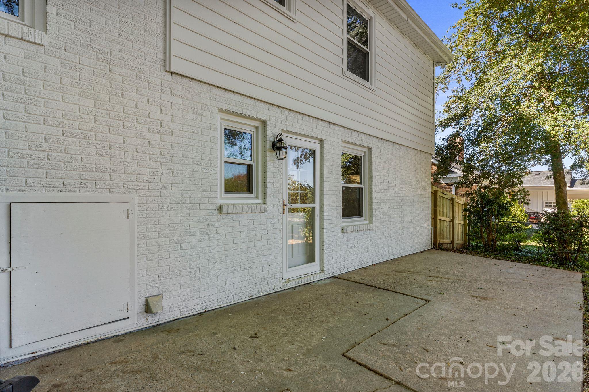 Single Family Residence at 4315 Chandworth Road, Charlotte, photo 42 of 48