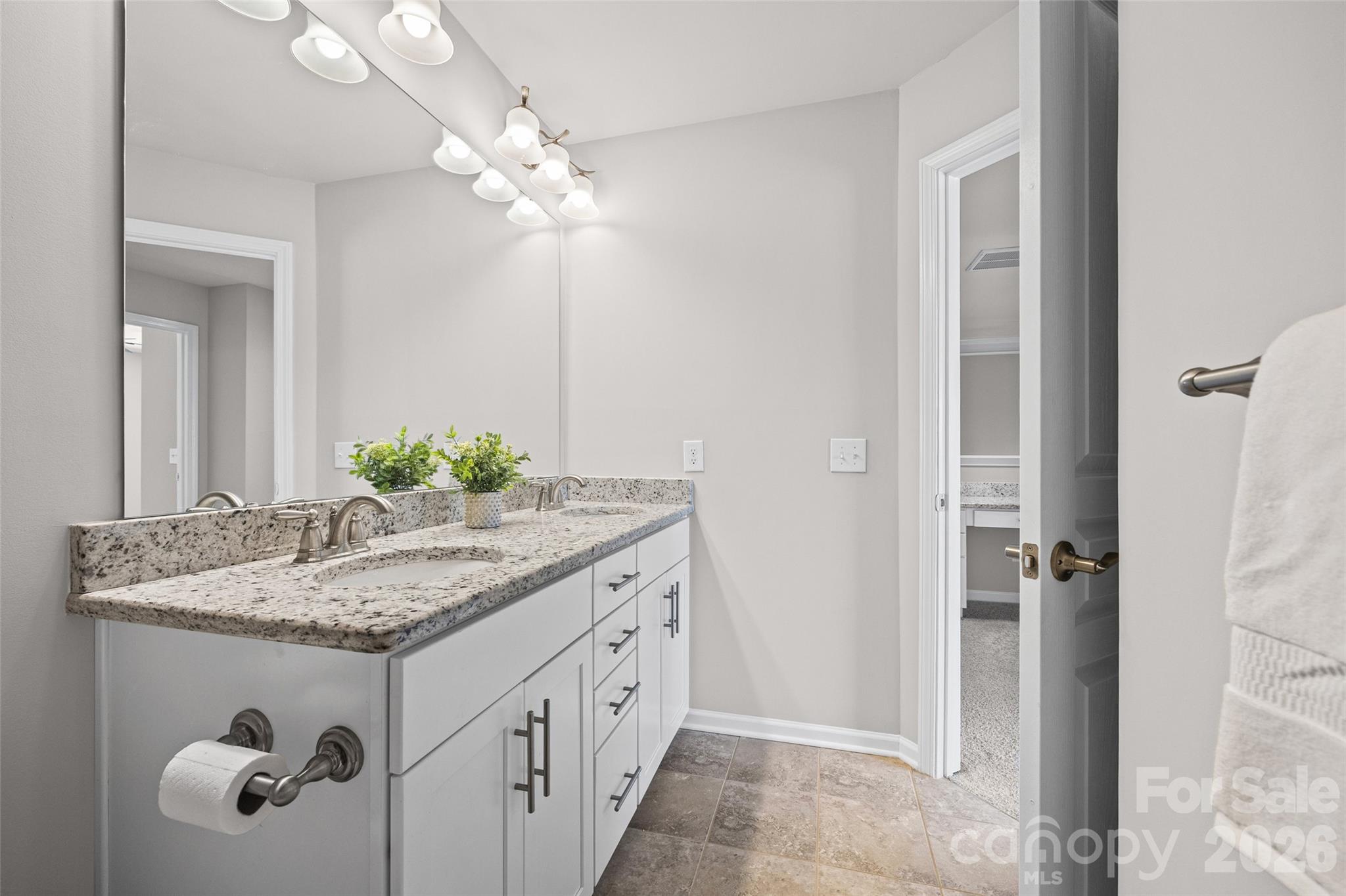 Townhouse at 6607 Portland Rose Lane, Charlotte, photo 26 of 51