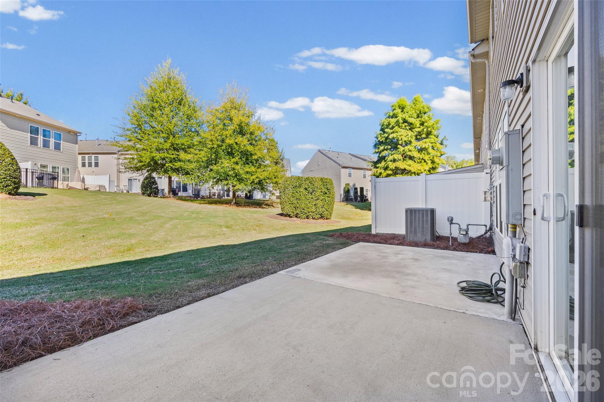 Townhouse at 6607 Portland Rose Lane, Charlotte, photo 35 of 51