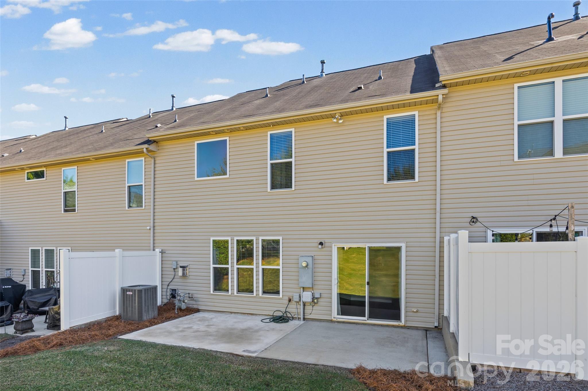 Townhouse at 6607 Portland Rose Lane, Charlotte, photo 37 of 51