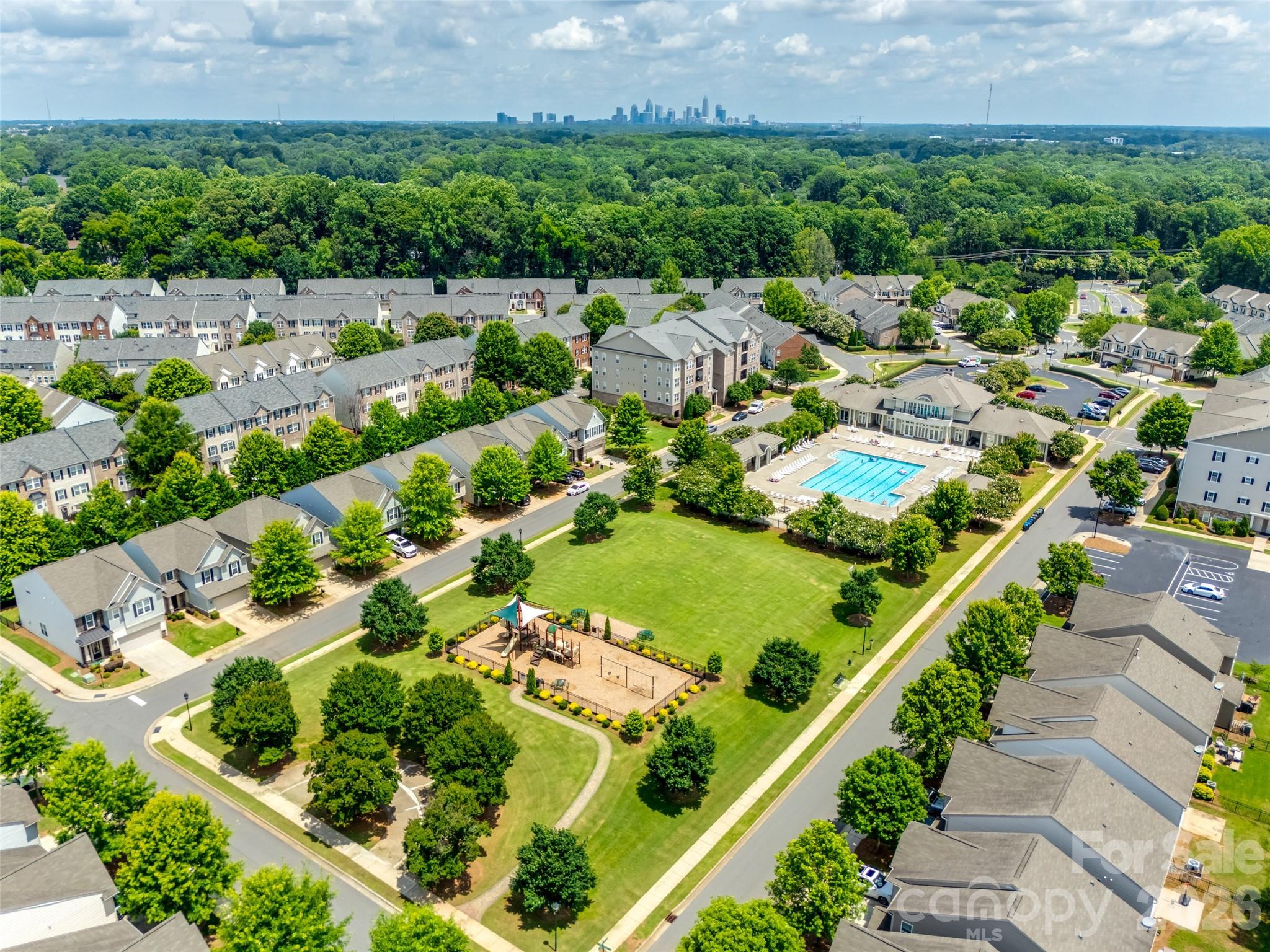 Townhouse at 6607 Portland Rose Lane, Charlotte, photo 45 of 51
