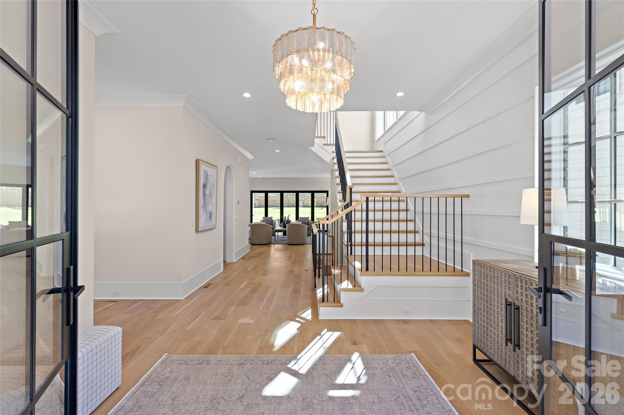 Single Family Residence at 630 Ashworth Road, Charlotte, photo 3 of 45