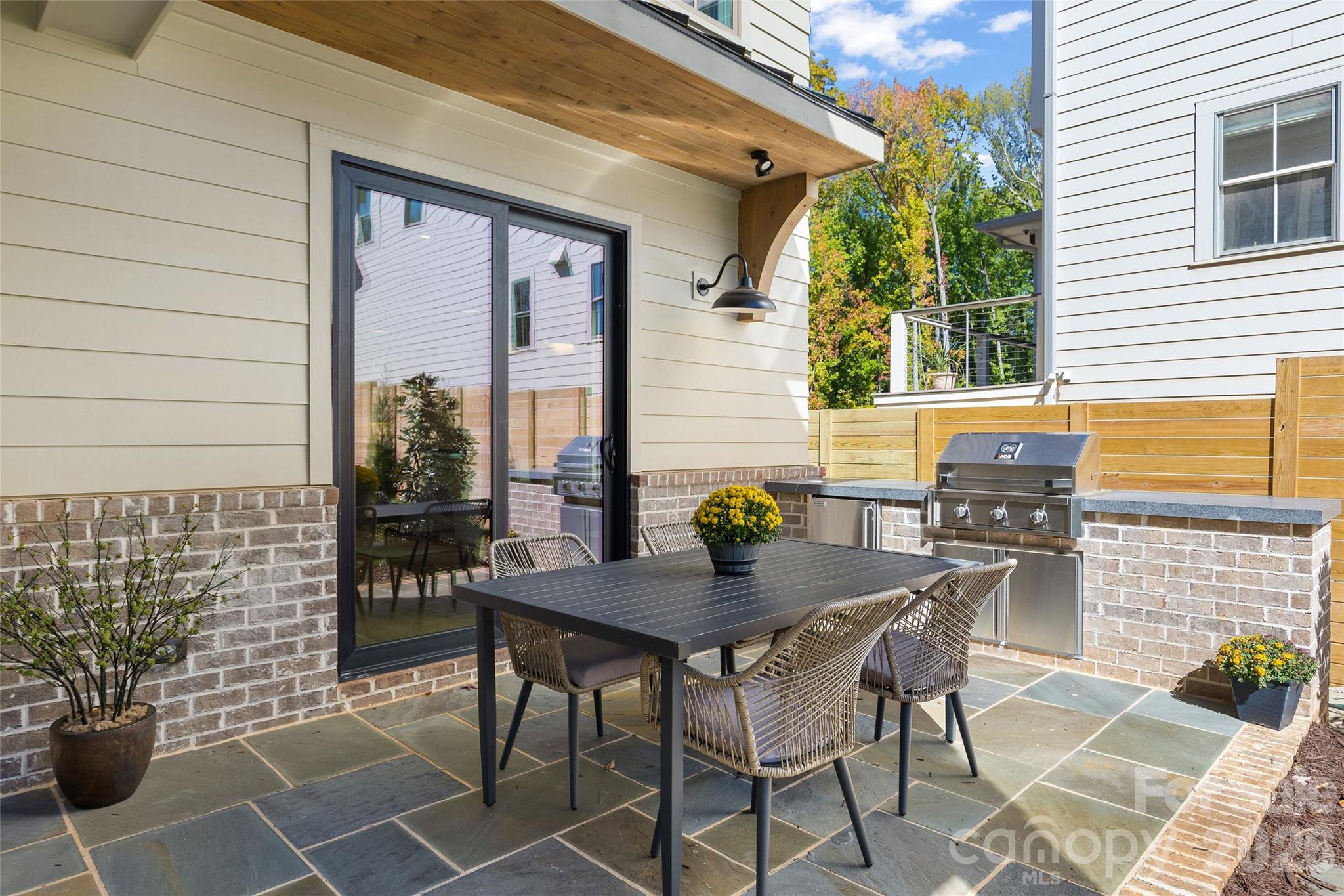 Single Family Residence at 630 Ashworth Road, Charlotte, photo 13 of 45