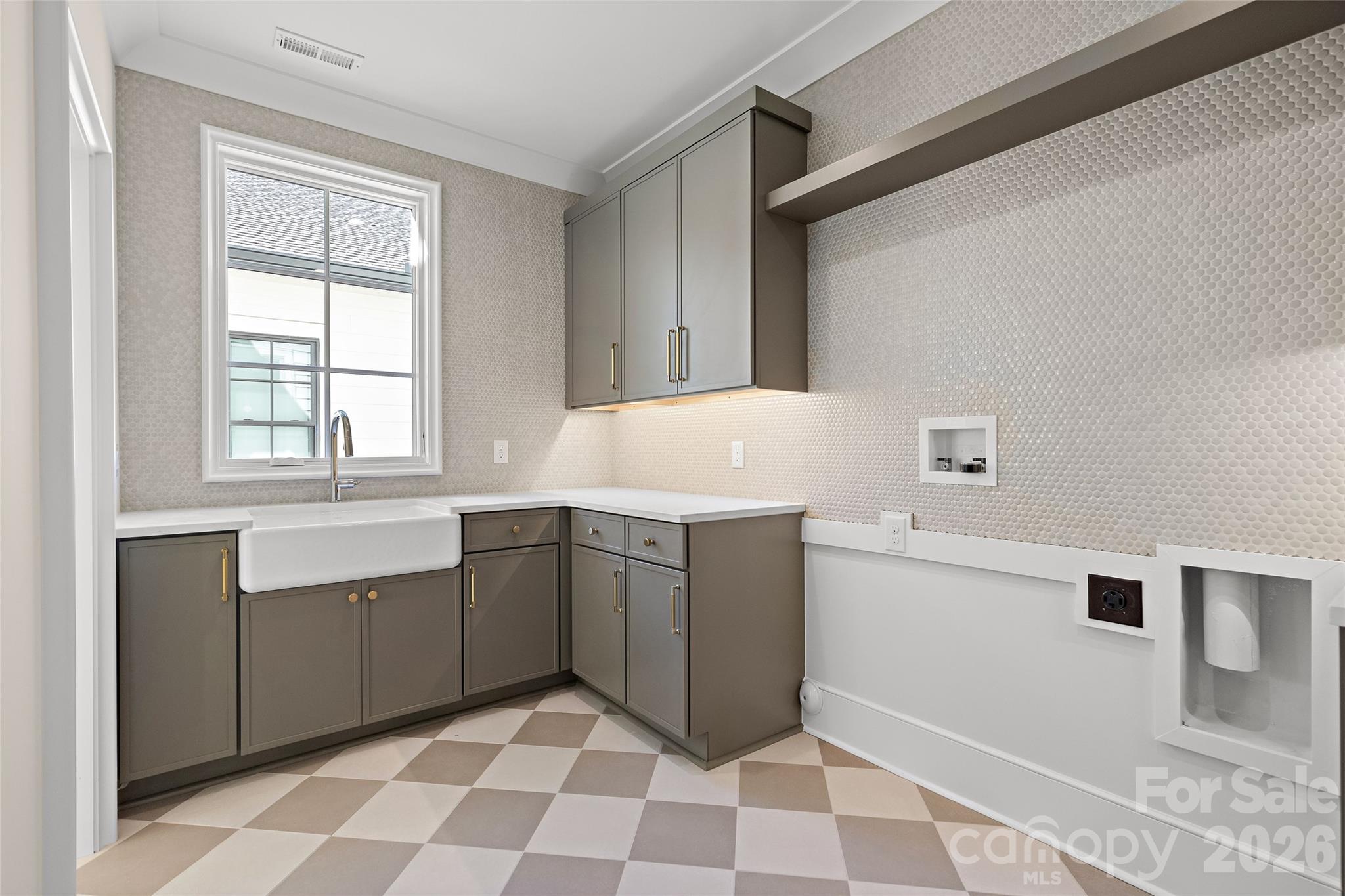 Single Family Residence at 630 Ashworth Road, Charlotte, photo 37 of 45