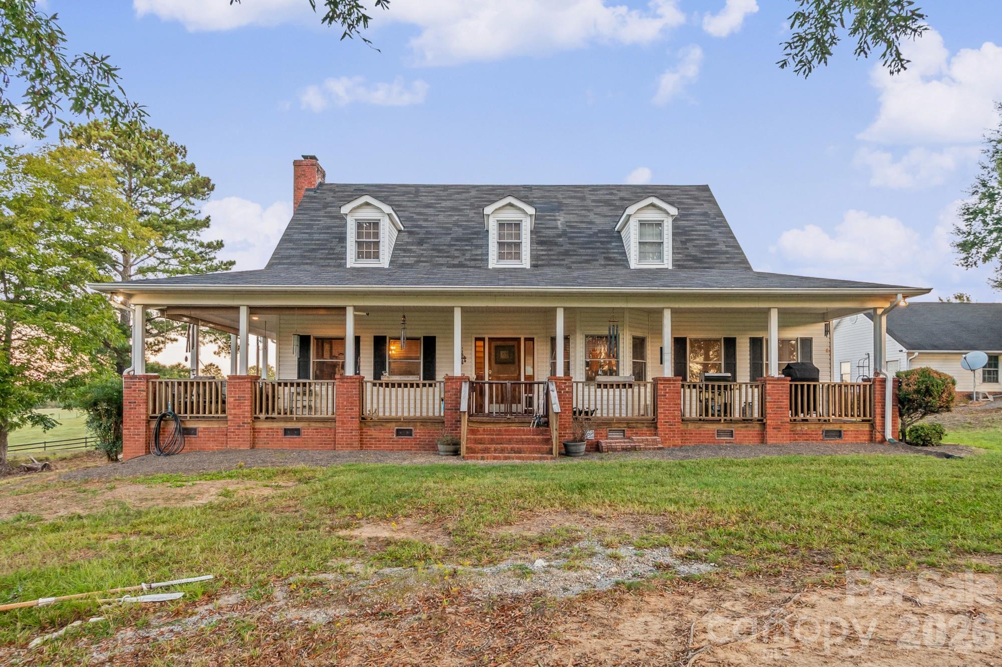 Single Family Residence at 5520 Rehobeth Road, Waxhaw, photo 3 of 53