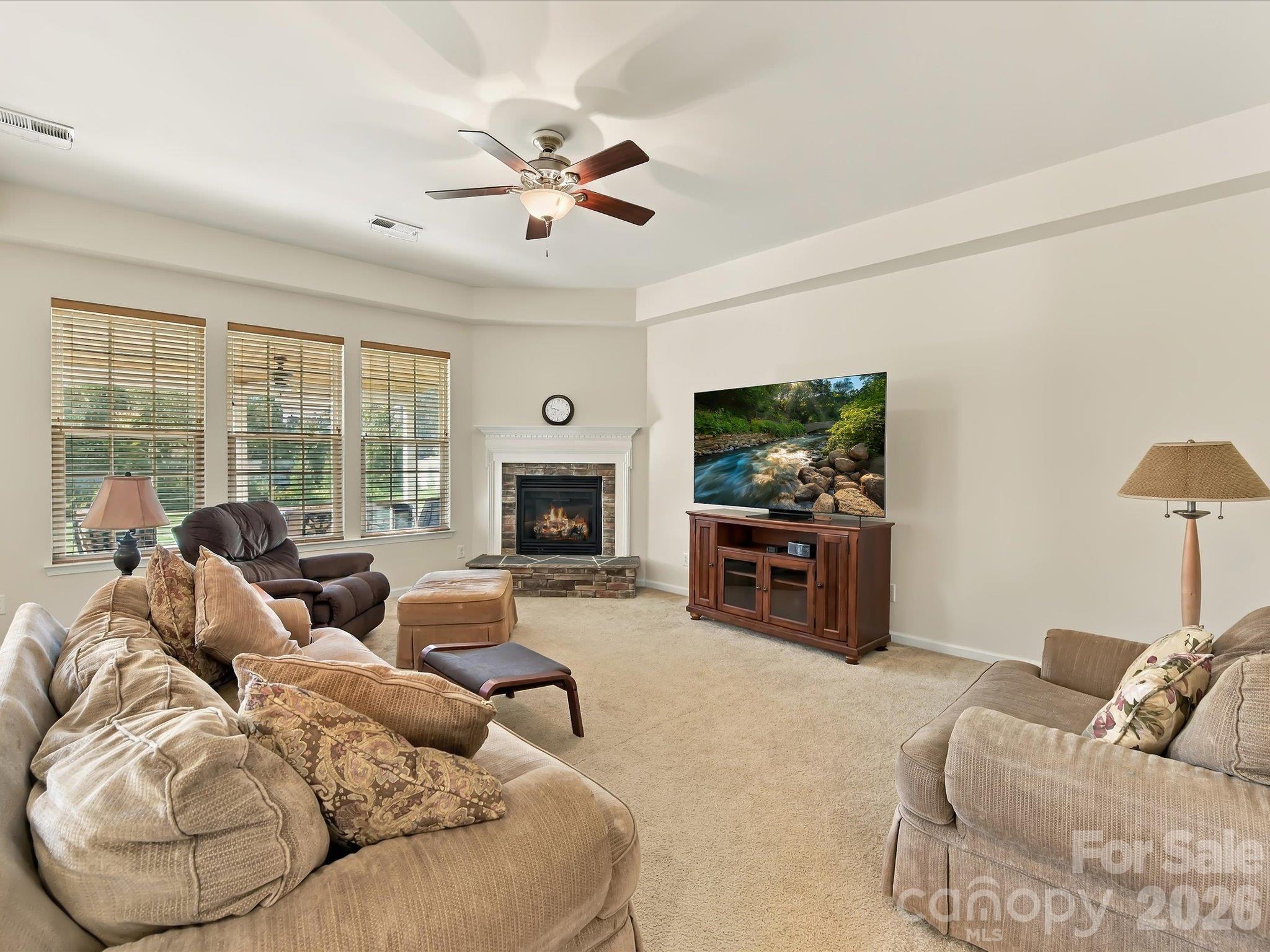 Single Family Residence at 11606 Warfield Avenue, Huntersville, photo 20 of 48