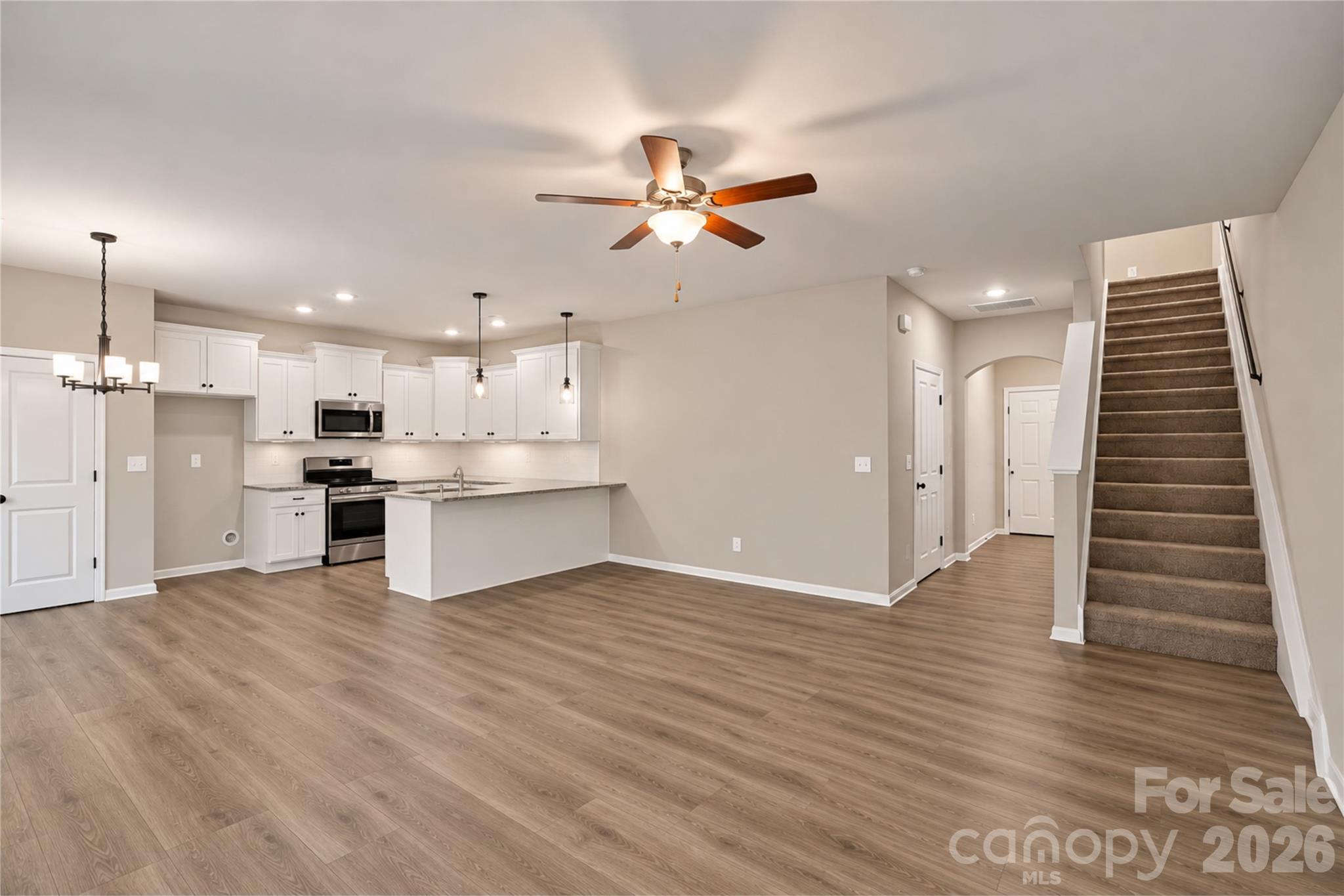 Single Family Residence at 1310 Cheshire Avenue, Charlotte, photo 9 of 25