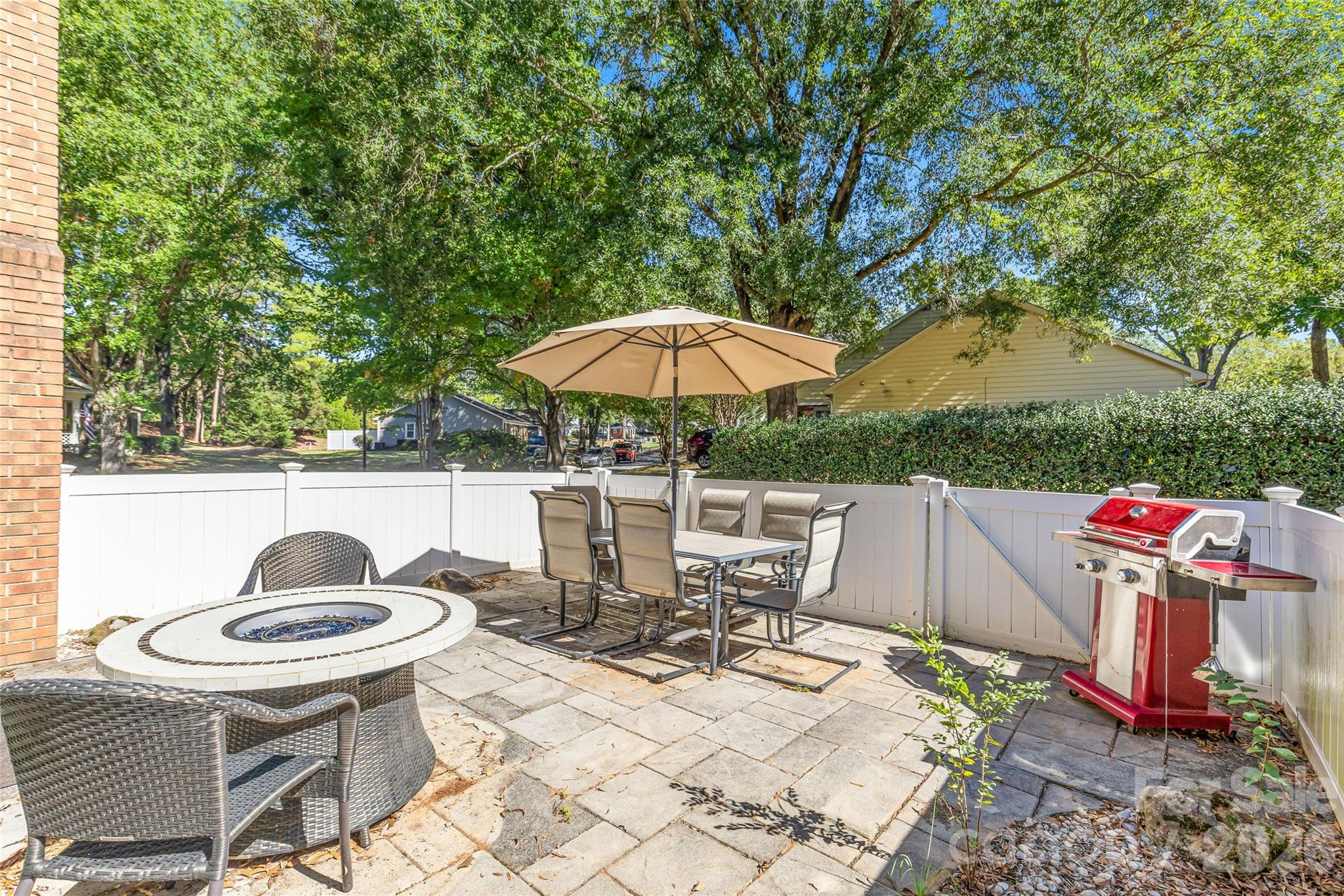 Single Family Residence at 2434 Dryden Lane, Charlotte, photo 29 of 32