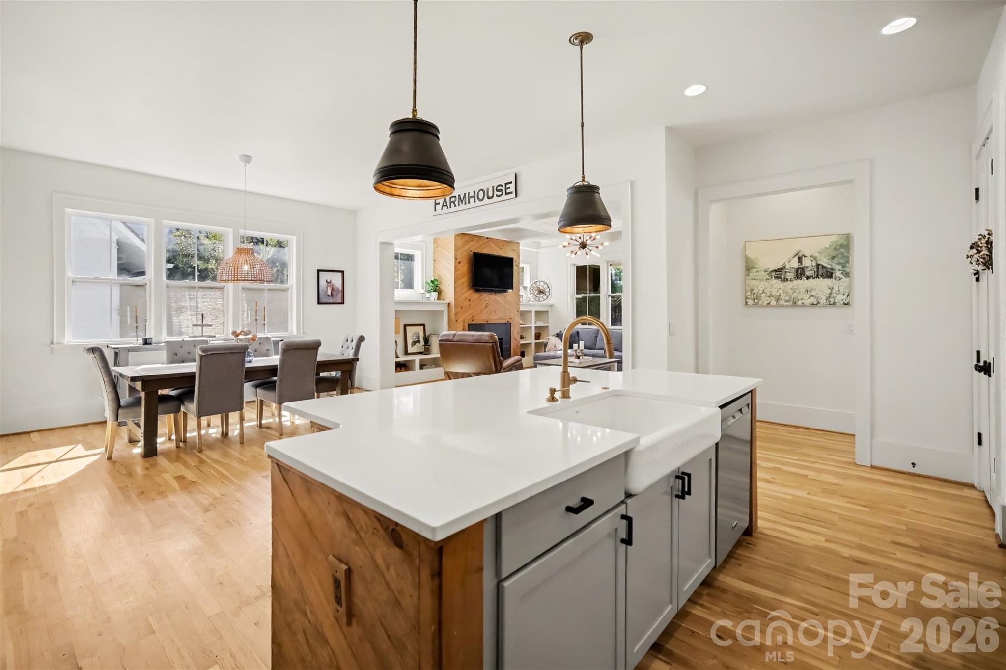 Kitchen with island and counter seating - 206 June Bug Lane, Fort Mill