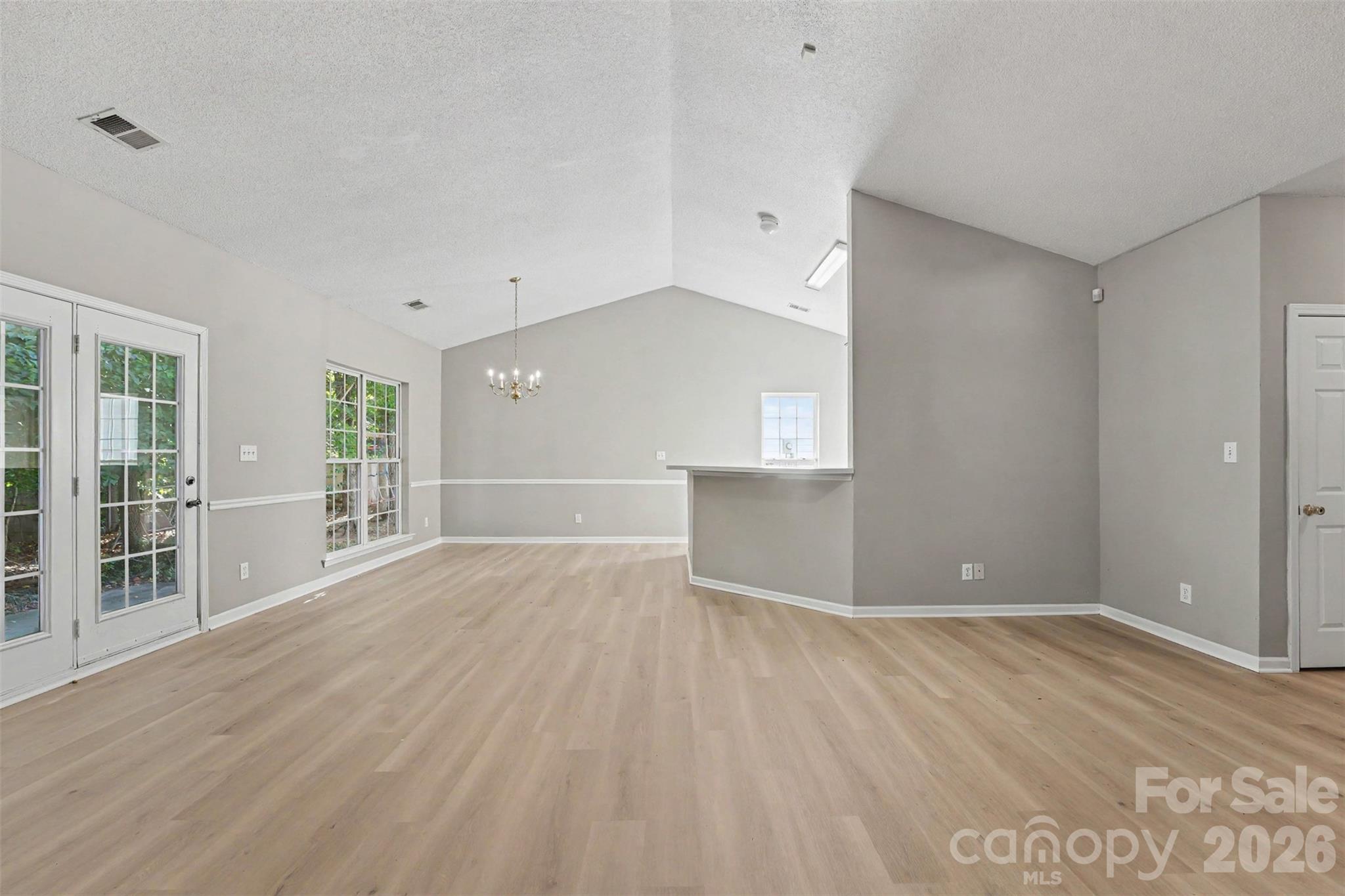 Single Family Residence at 131 Devon Forest Drive, Mooresville, photo 13 of 44