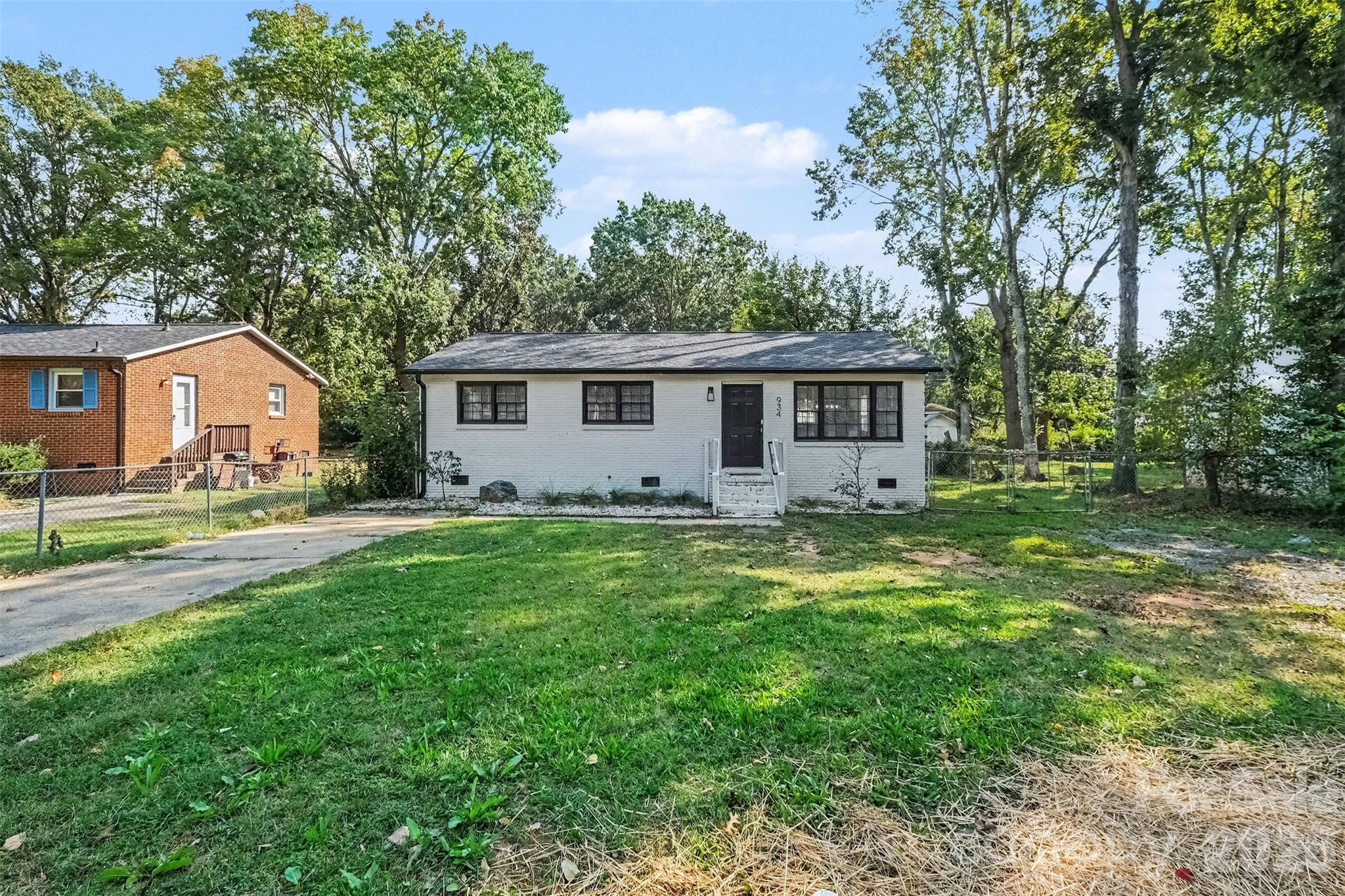 934 Pebble Road