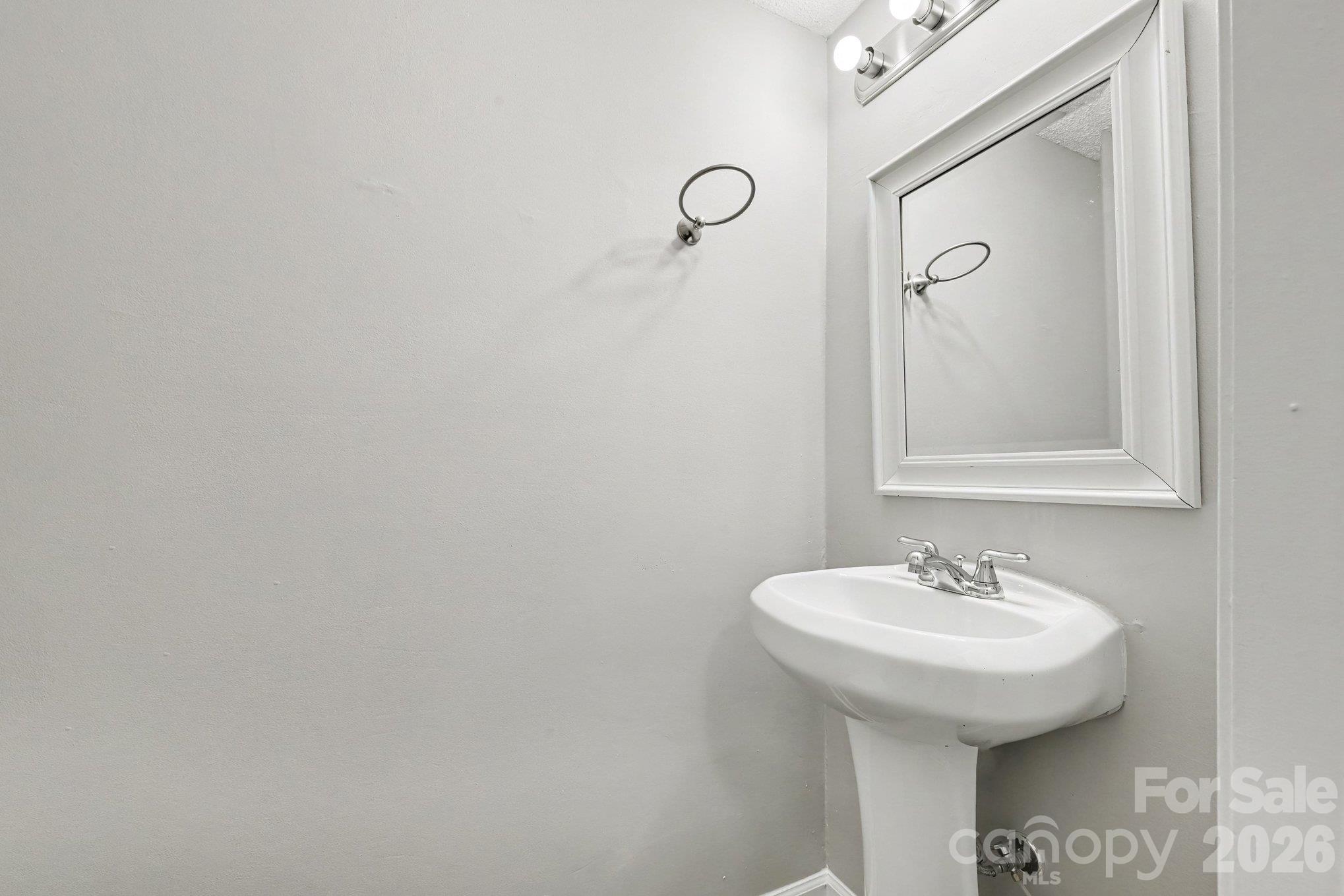 Condominium at 11059 Hunter Trail Lane, Charlotte, photo 15 of 18