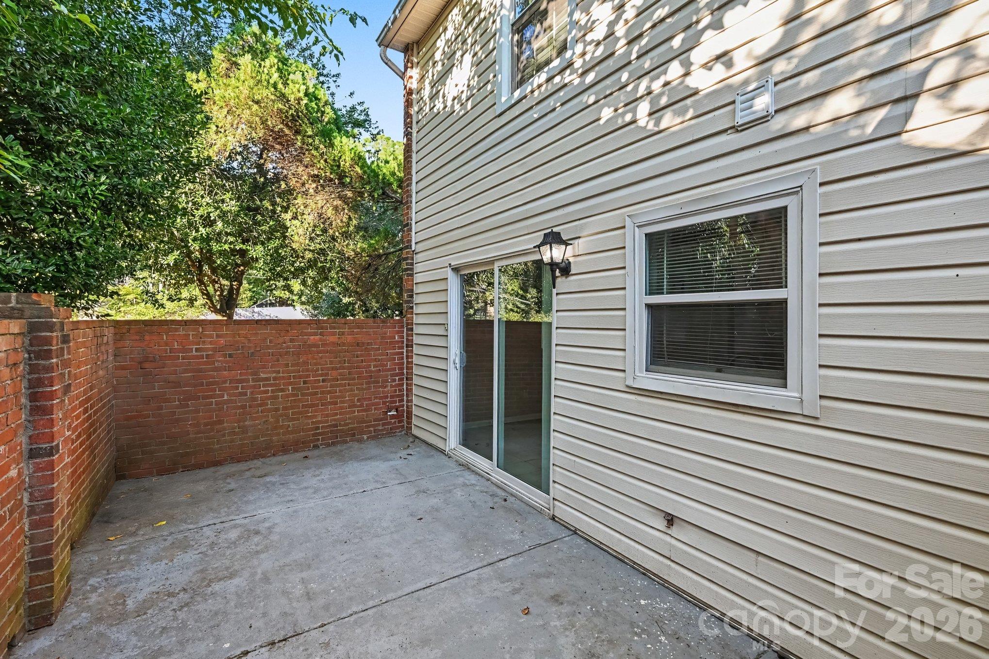 Condominium at 11059 Hunter Trail Lane, Charlotte, photo 17 of 18