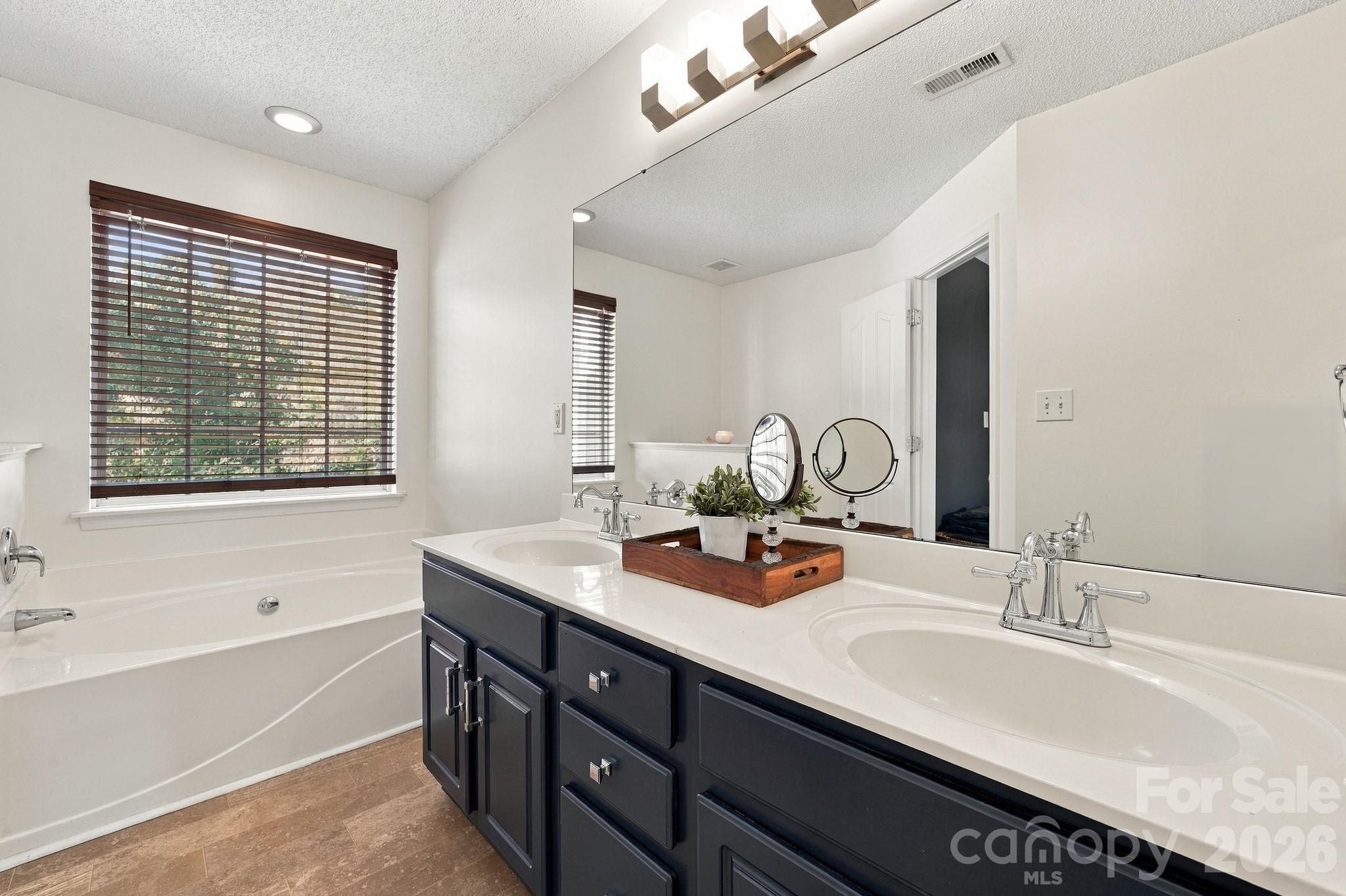 Single Family Residence at 2541 Governors Pointe Court, Concord, photo 26 of 44