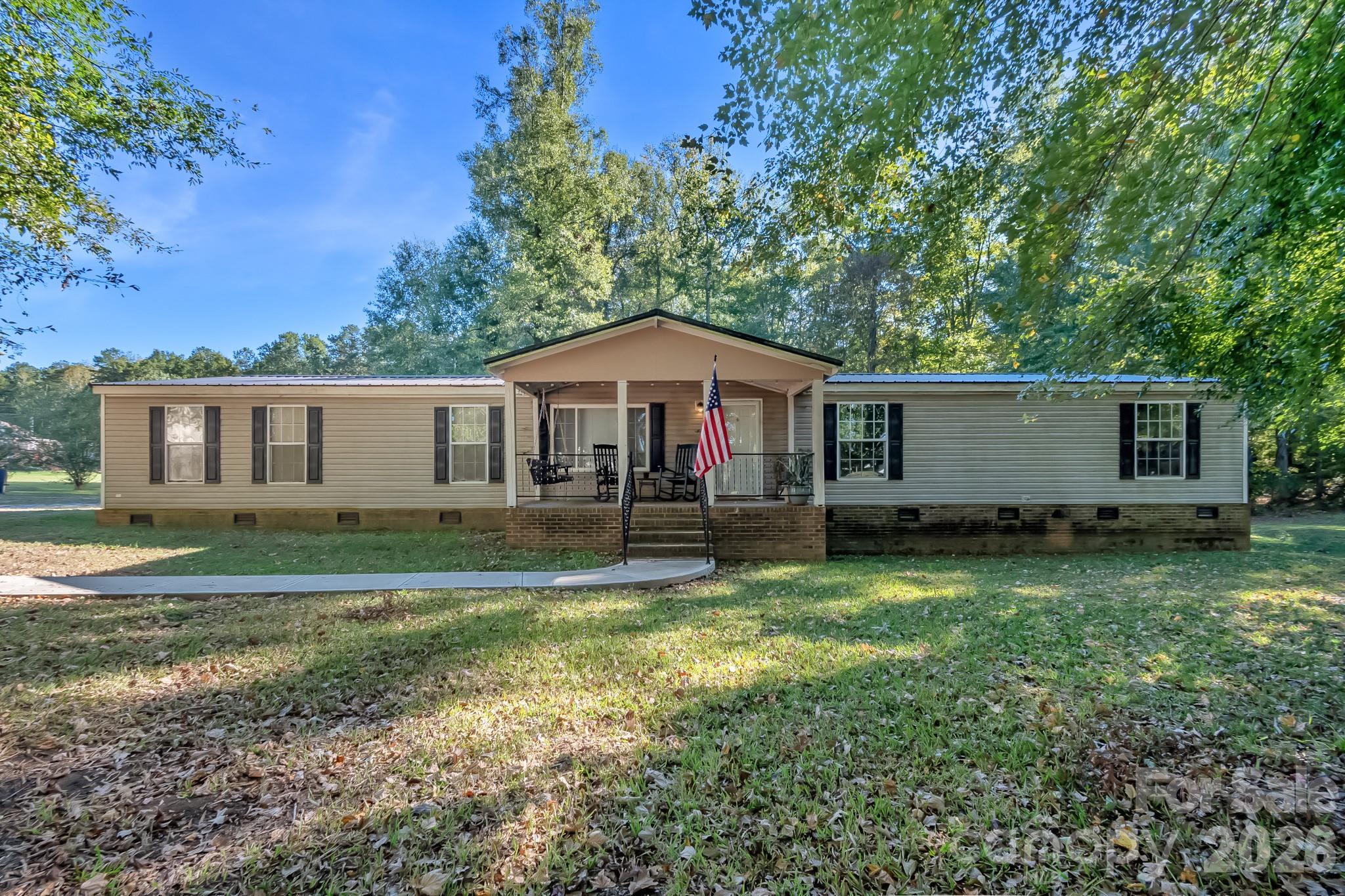 803 Gw Broome Road