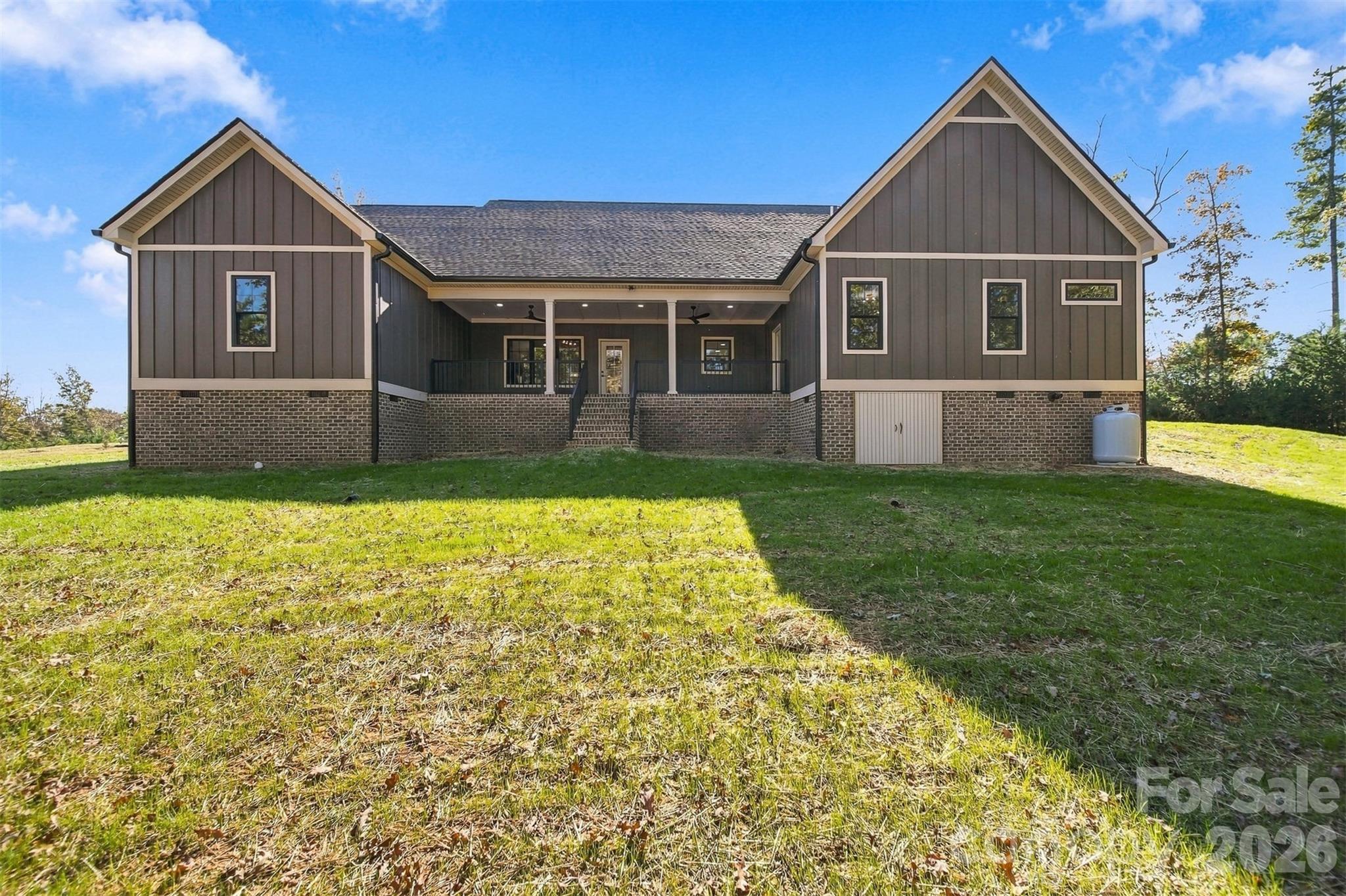 Single Family Residence at 1041 Westward Drive, Granite Falls, photo 4 of 49