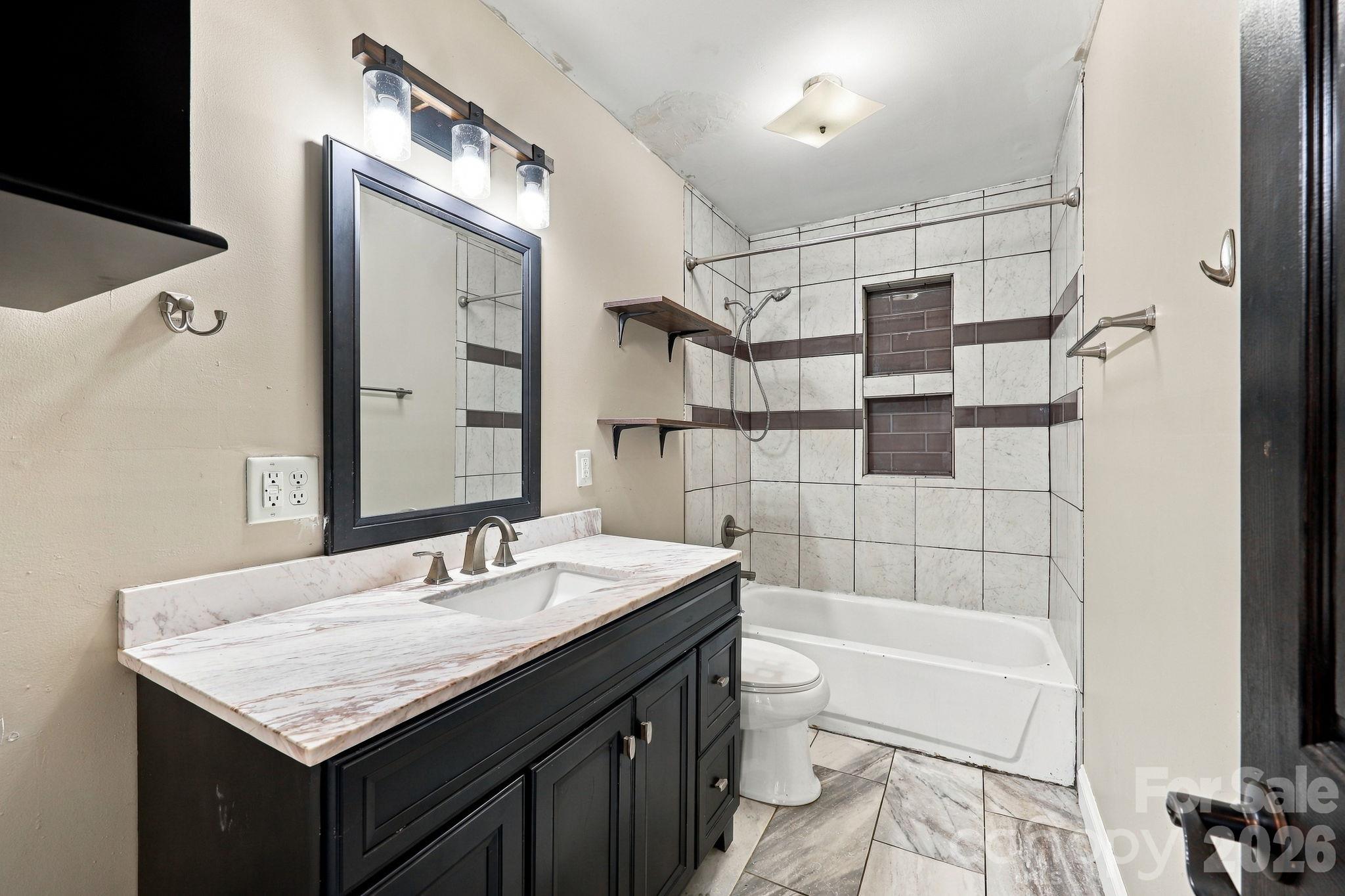 Single Family Residence at 1202 Ridgewood Drive, Concord, photo 8 of 27