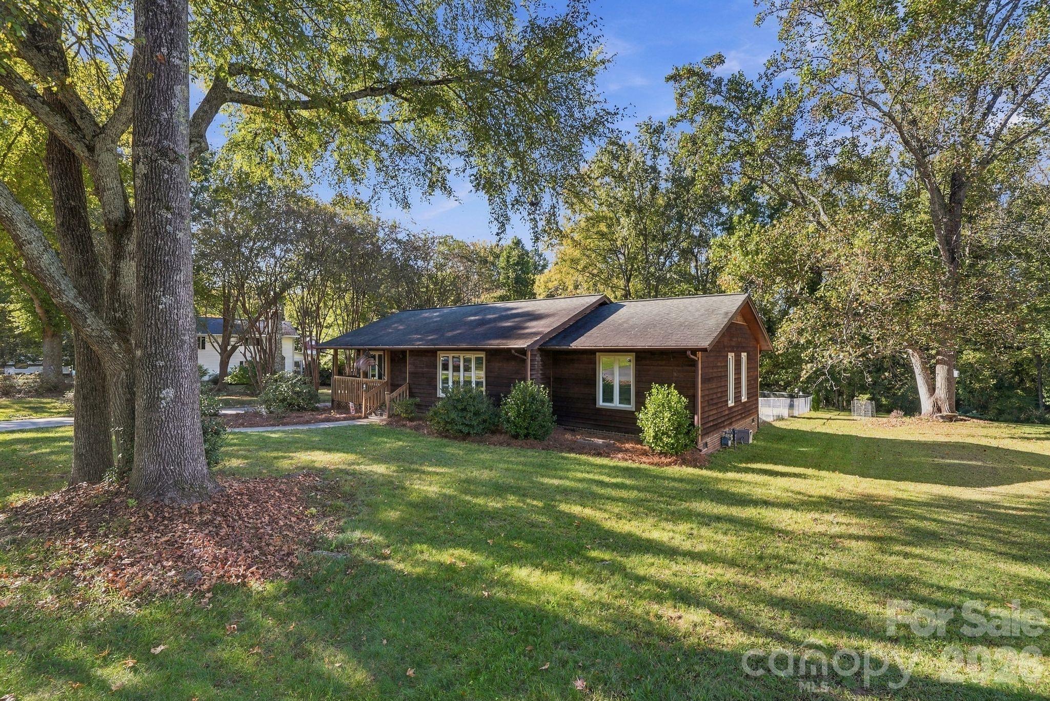 Single Family Residence at 200 Education Lane, York, photo 3 of 46