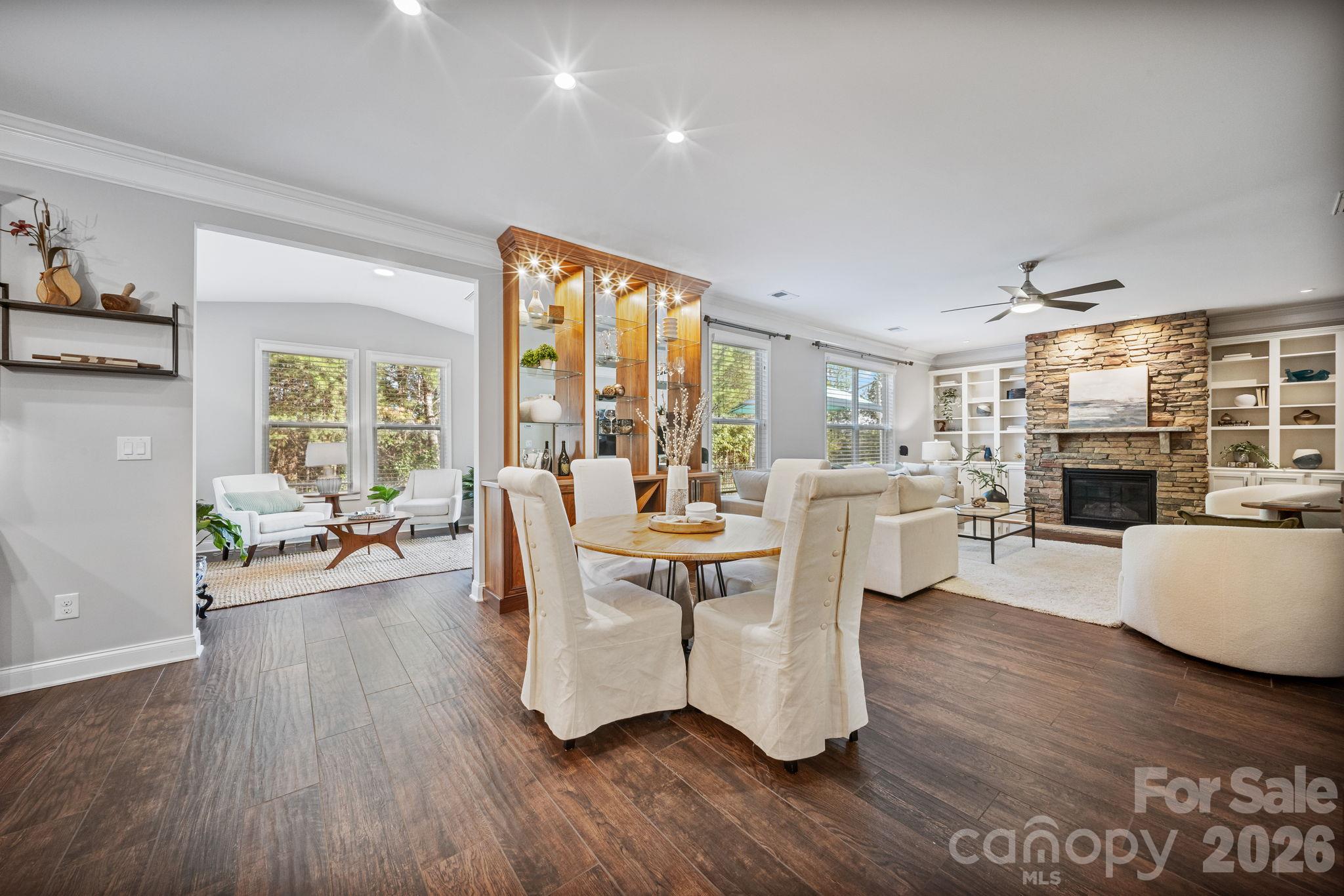 Single Family Residence at 5401 Casper Drive, Charlotte, photo 13 of 48
