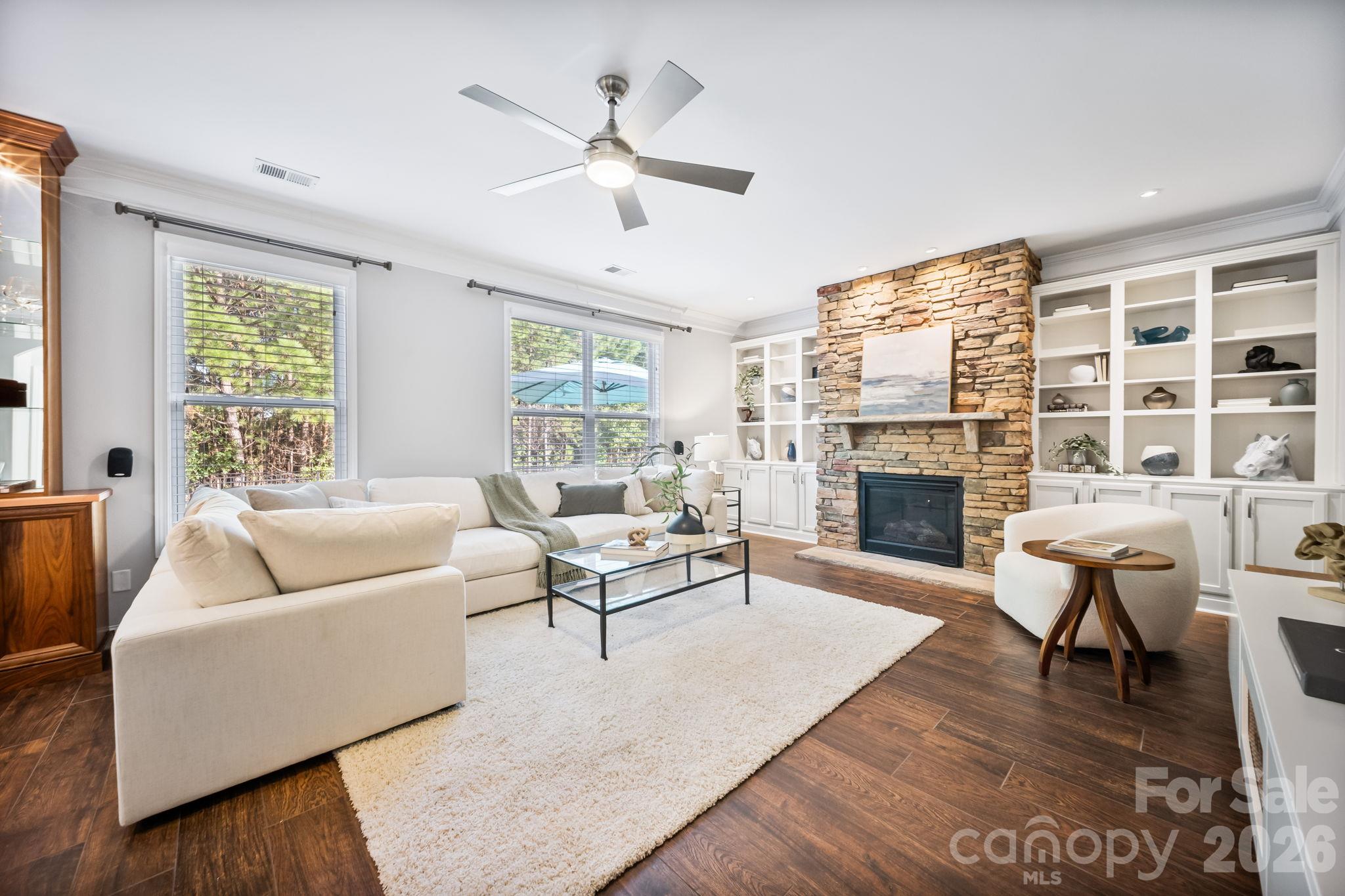 Single Family Residence at 5401 Casper Drive, Charlotte, photo 14 of 48