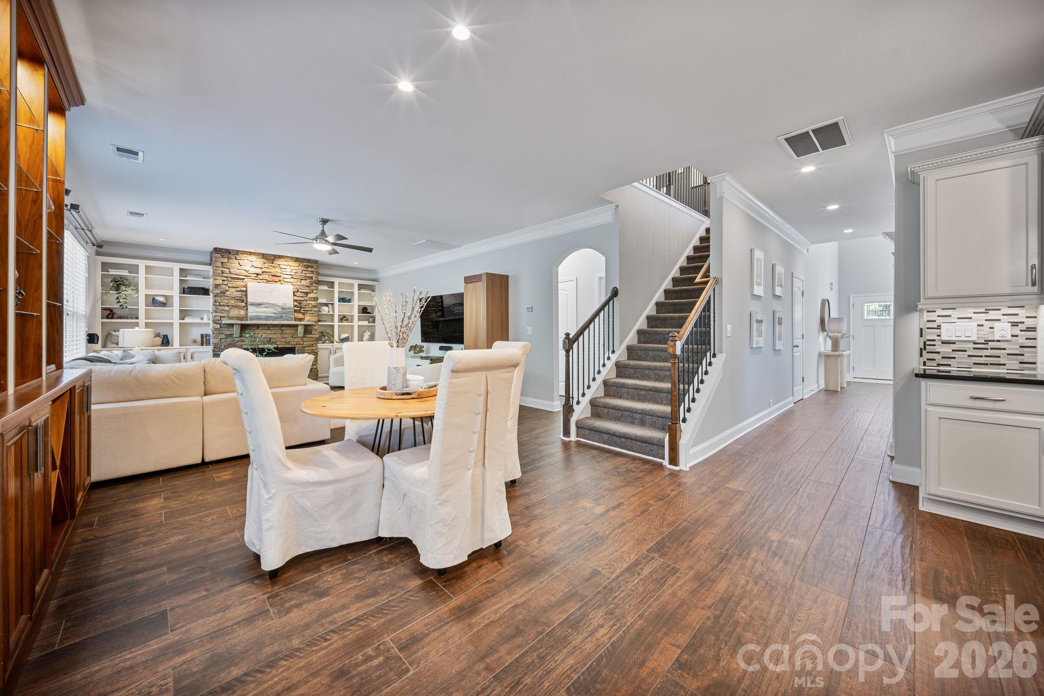 Single Family Residence at 5401 Casper Drive, Charlotte, photo 16 of 48