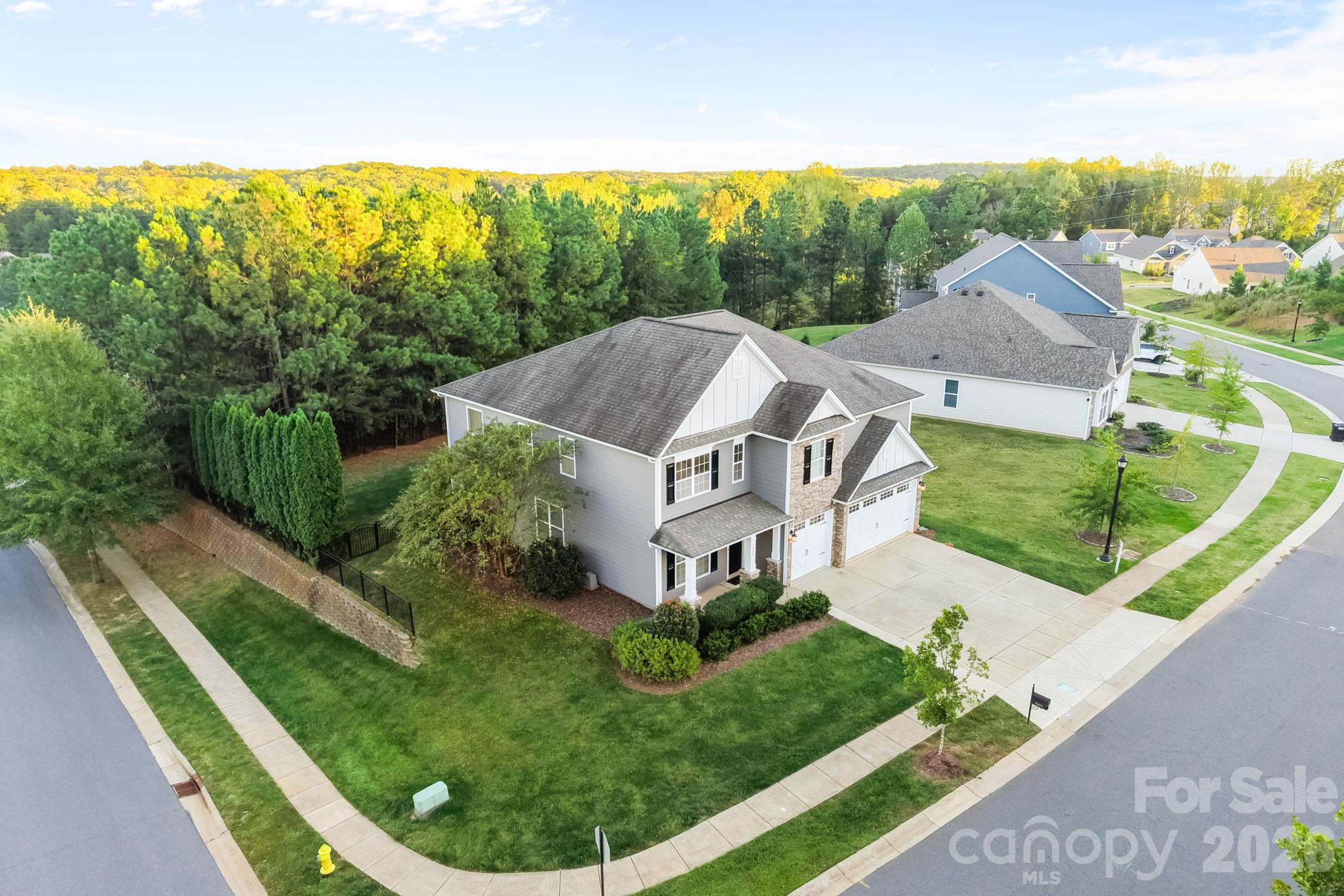Single Family Residence at 5401 Casper Drive, Charlotte, photo 36 of 48