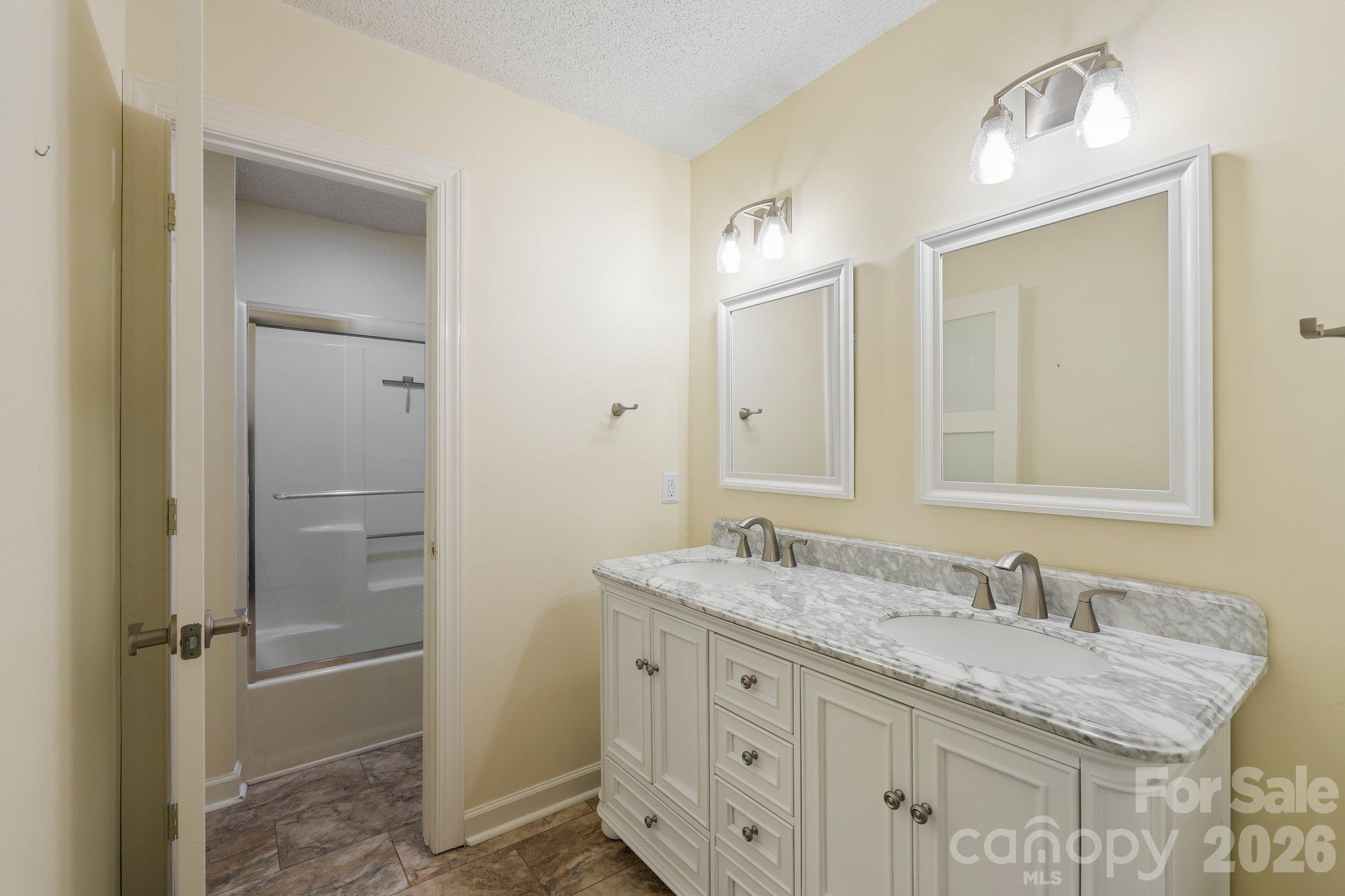 Single Family Residence at 9139 Magnolia Estates Drive, Cornelius, photo 45 of 73
