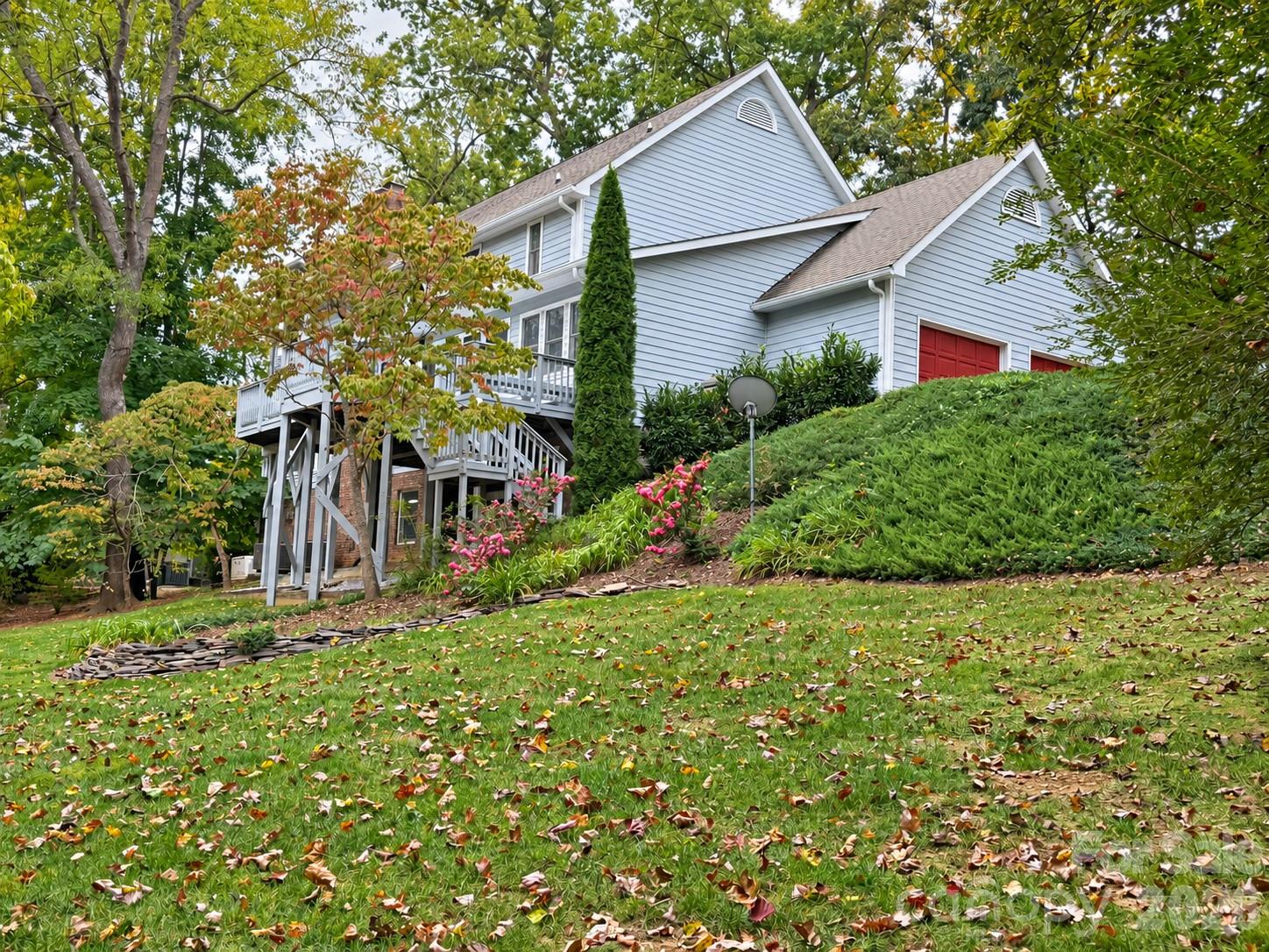 Single Family Residence at 169 Windsor Road, Asheville, photo 34 of 38