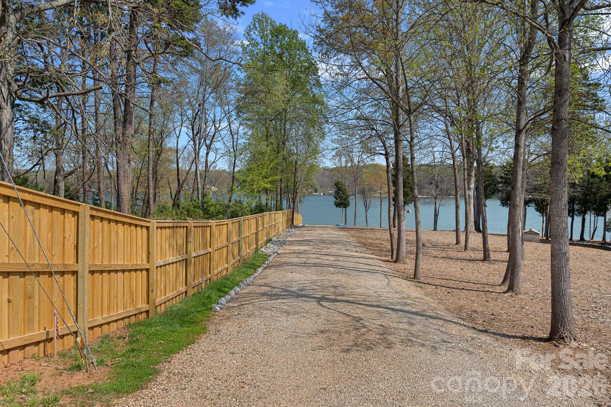 GRAVEL DRIVE TO YOUR PRIVATE BOAT LAUNCH! - 841 Morrison Farm Road, Troutman