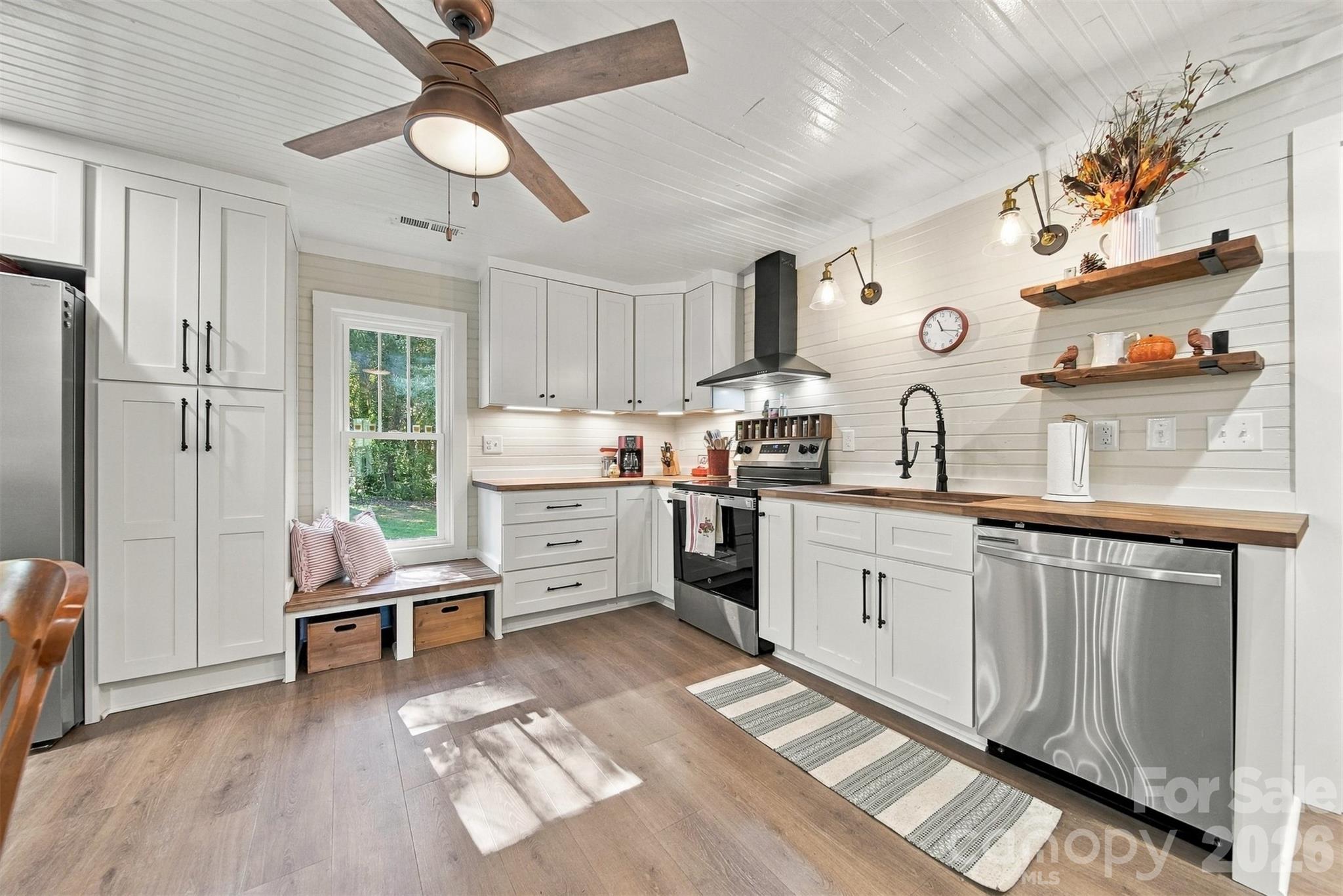 Single Family Residence at 271 Fairmount Road, Statesville, photo 13 of 48