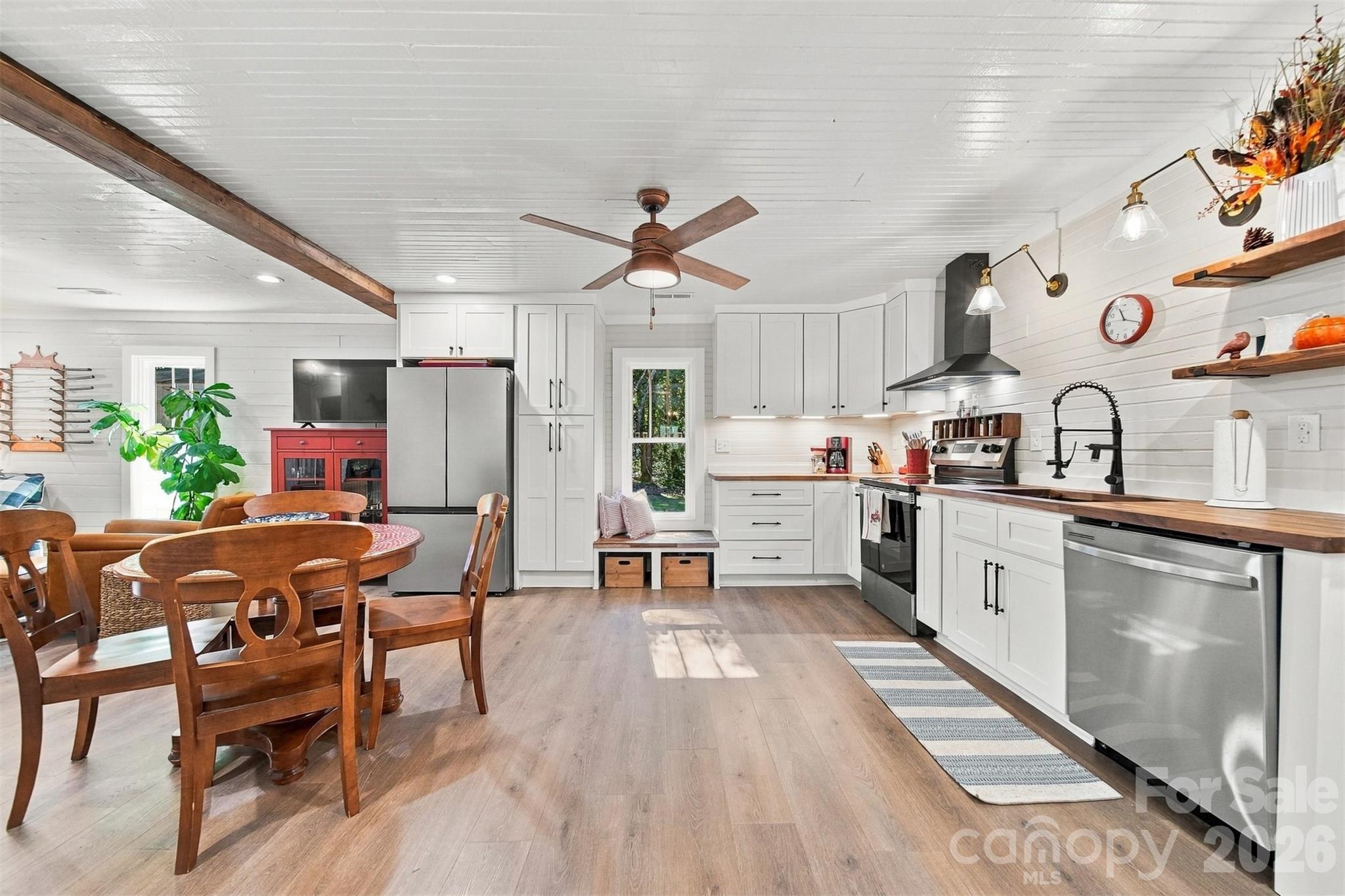 Single Family Residence at 271 Fairmount Road, Statesville, photo 17 of 48