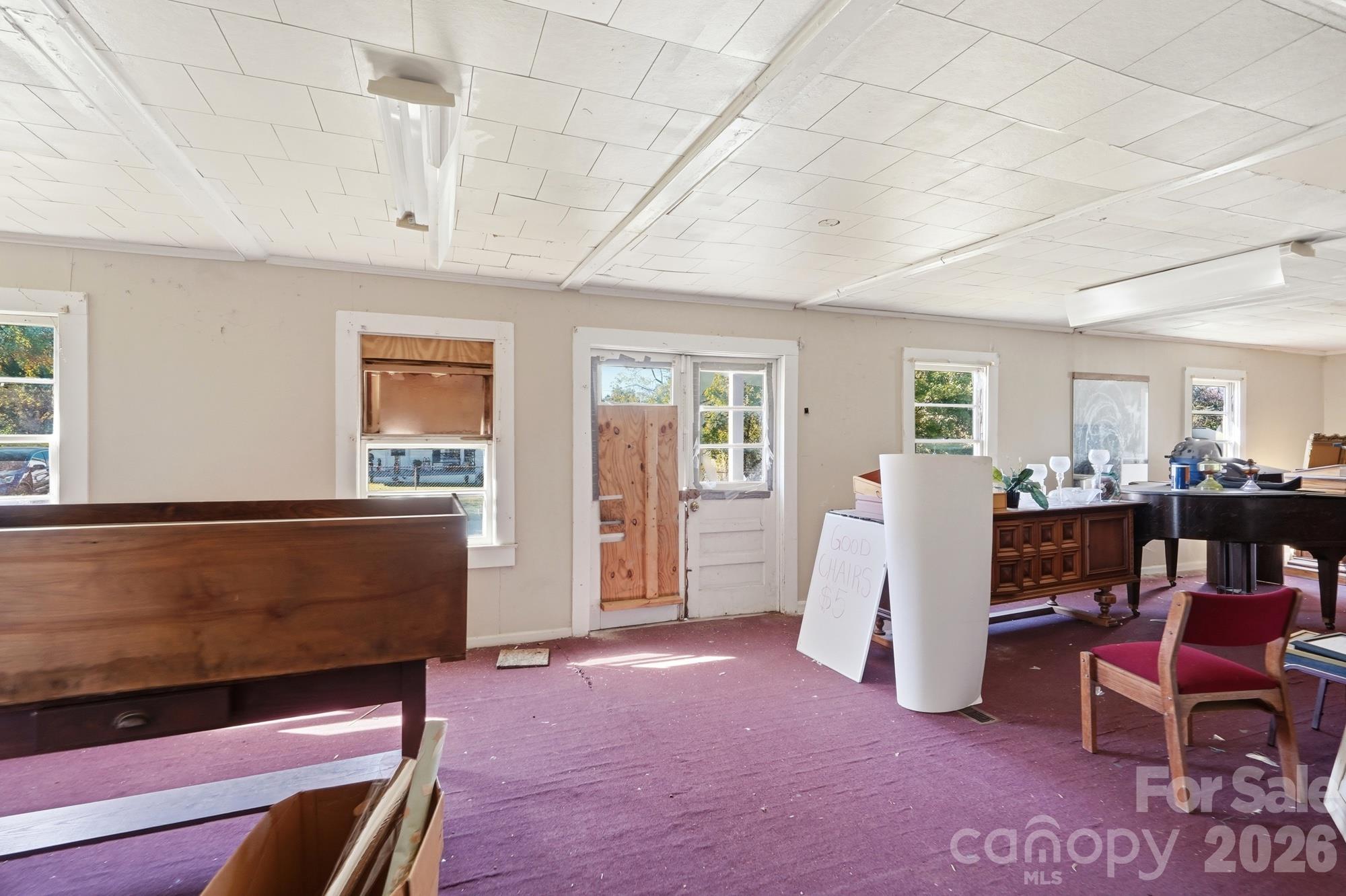 Single Family Residence at 706 Old North Main Street, Clover, photo 7 of 41