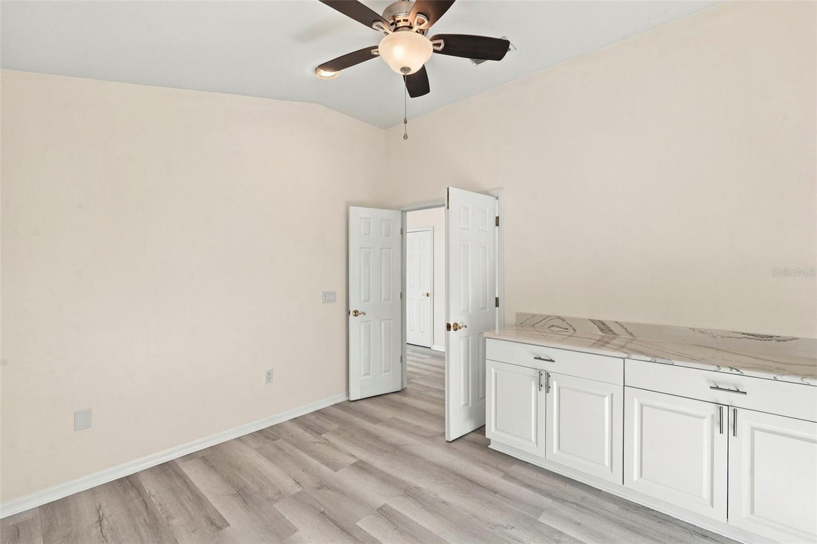 Single Family Residence at 13510 GLOSSY IBIS PL, BRADENTON, photo 5 of 104