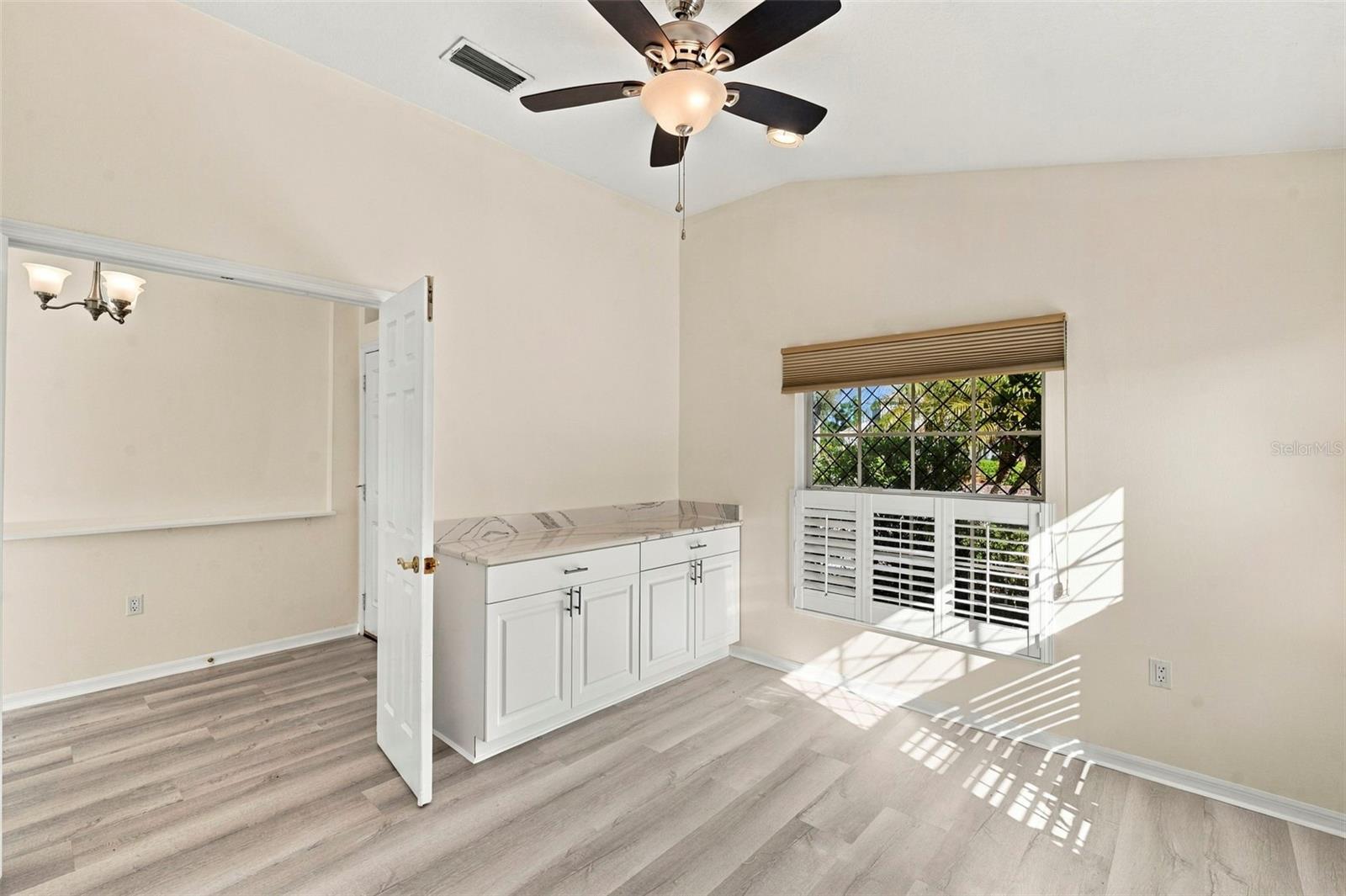 Single Family Residence at 13510 GLOSSY IBIS PL, BRADENTON, photo 7 of 104