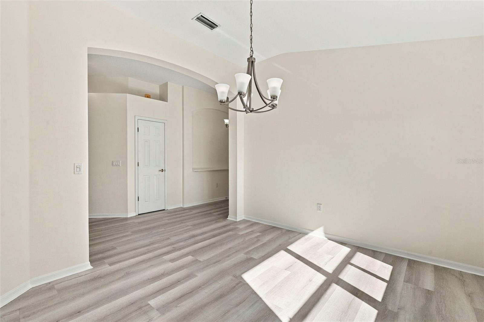 Single Family Residence at 13510 GLOSSY IBIS PL, BRADENTON, photo 15 of 104